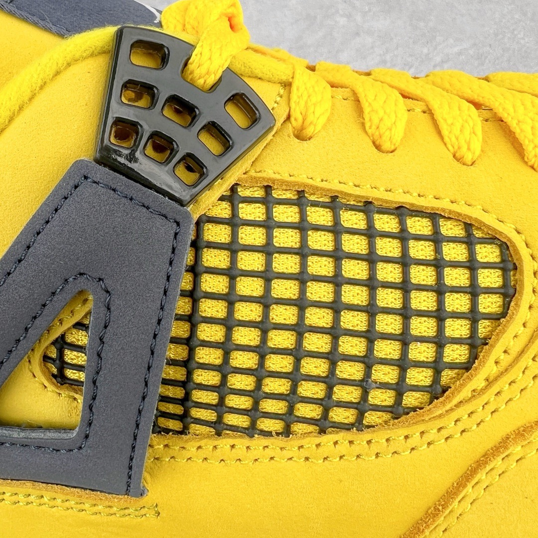 图片[14]-＃GX Air Jordan AJ4 Retro 黑黄电母 货号：CT8527-700 圈内最强四代 独家外贸特供尺码含 45.5 49.5 50.5 耗时半年巨作 全套原纸板楦头开发 原厂特供皮料加持 确保原汁原味 完美呈现四代版型 一比一鞋头弧度高度鞋身弧度 数据细节工艺流程均保持原鞋一致 原厂TPU网格鞋带扣 正确内里网布 菱角分明不变形无多余毛边 柔软性质感一致于原鞋 市场唯一原厂鞋扣模具 背面可见隐藏注塑口 原厂织唛标 原厂飞人电绣工艺 尾指中部跳三针 独家绑鞋带手法 印刷中底布 四线拉帮 米色美纹纸贴合固定 进口港宝加持 后跟自然饱满 全鞋荧光划线卡点 追求极致完美 每一双都是工艺品 多重QC质检 超越公司货的品控标准 实实在在的免检产品 尺码：40 40.5 41 42 42.5 43 44 44.5 45 45.5 46 47.5 48.5 49.5 50.5-选品中心