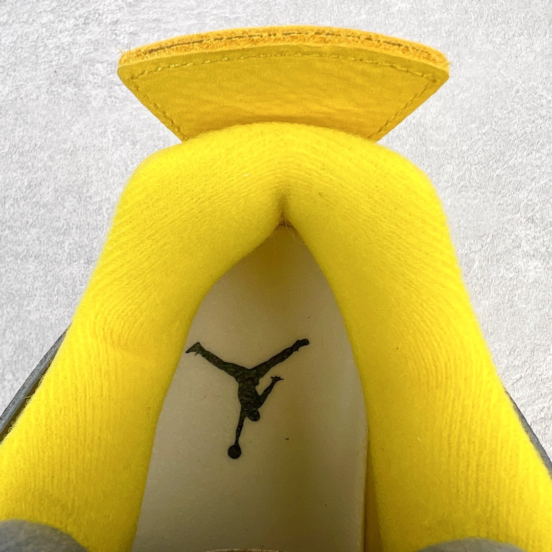 图片[16]-＃GX Air Jordan AJ4 Retro 黑黄电母 货号：CT8527-700 圈内最强四代 独家外贸特供尺码含 45.5 49.5 50.5 耗时半年巨作 全套原纸板楦头开发 原厂特供皮料加持 确保原汁原味 完美呈现四代版型 一比一鞋头弧度高度鞋身弧度 数据细节工艺流程均保持原鞋一致 原厂TPU网格鞋带扣 正确内里网布 菱角分明不变形无多余毛边 柔软性质感一致于原鞋 市场唯一原厂鞋扣模具 背面可见隐藏注塑口 原厂织唛标 原厂飞人电绣工艺 尾指中部跳三针 独家绑鞋带手法 印刷中底布 四线拉帮 米色美纹纸贴合固定 进口港宝加持 后跟自然饱满 全鞋荧光划线卡点 追求极致完美 每一双都是工艺品 多重QC质检 超越公司货的品控标准 实实在在的免检产品 尺码：40 40.5 41 42 42.5 43 44 44.5 45 45.5 46 47.5 48.5 49.5 50.5-选品中心