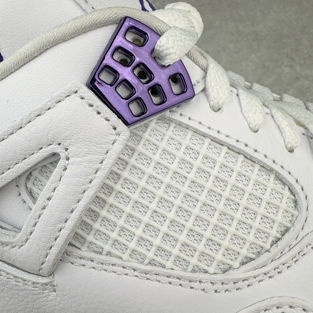 图片[12]-＃GX Air Jordan AJ4 Retro 白紫 CT8527-115 圈内最强四代 独家外贸特供尺码含 45.5 49.5 50.5 耗时半年巨作 全套原纸板楦头开发 原厂特供皮料加持 确保原汁原味 完美呈现四代版型 一比一鞋头弧度高度鞋身弧度 数据细节工艺流程均保持原鞋一致 原厂TPU网格鞋带扣 正确内里网布 菱角分明不变形无多余毛边 柔软性质感一致于原鞋 市场唯一原厂鞋扣模具 背面可见隐藏注塑口 原厂织唛标 原厂飞人电绣工艺 尾指中部跳三针 独家绑鞋带手法 印刷中底布 四线拉帮 米色美纹纸贴合固定 进口港宝加持 后跟自然饱满 全鞋荧光划线卡点 追求极致完美 每一双都是工艺品 多重QC质检 超越公司货的品控标准 实实在在的免检产品 尺码：40 40.5 41 42 42.5 43 44 44.5 45 45.5 46 47.5 48.5 49.5 50.5-选品中心