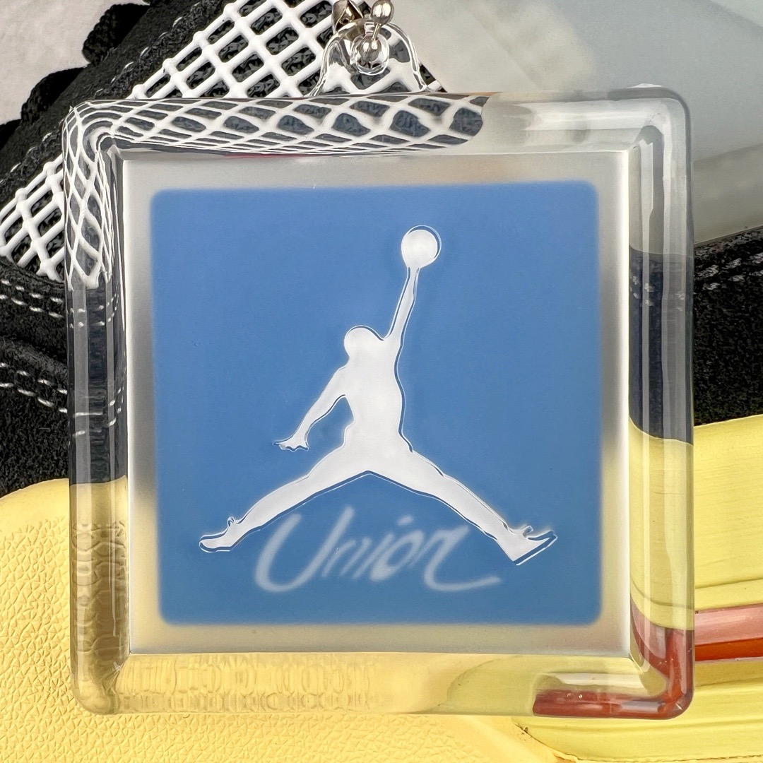 图片[16]-＃GX Union LA x Air Jordan AJ4 Retro \\\”Off Noir\\\” UN联名黑蓝 DC9533-001 圈内最强四代 独家外贸特供尺码含 45.5 49.5 50.5 耗时半年巨作 全套原纸板楦头开发 原厂特供皮料加持 确保原汁原味 完美呈现四代版型 一比一鞋头弧度高度鞋身弧度 数据细节工艺流程均保持原鞋一致 原厂TPU网格鞋带扣 正确内里网布 菱角分明不变形无多余毛边 柔软性质感一致于原鞋 市场唯一原厂鞋扣模具 背面可见隐藏注塑口 原厂织唛标 原厂飞人电绣工艺 尾指中部跳三针 独家绑鞋带手法 印刷中底布 四线拉帮 米色美纹纸贴合固定 进口港宝加持 后跟自然饱满 全鞋荧光划线卡点 追求极致完美 每一双都是工艺品 多重QC质检 超越公司货的品控标准 实实在在的免检产品 尺码：40 40.5 41 42 42.5 43 44 44.5 45 45.5 46 47.5 48.5 49.5 50.5-选品中心