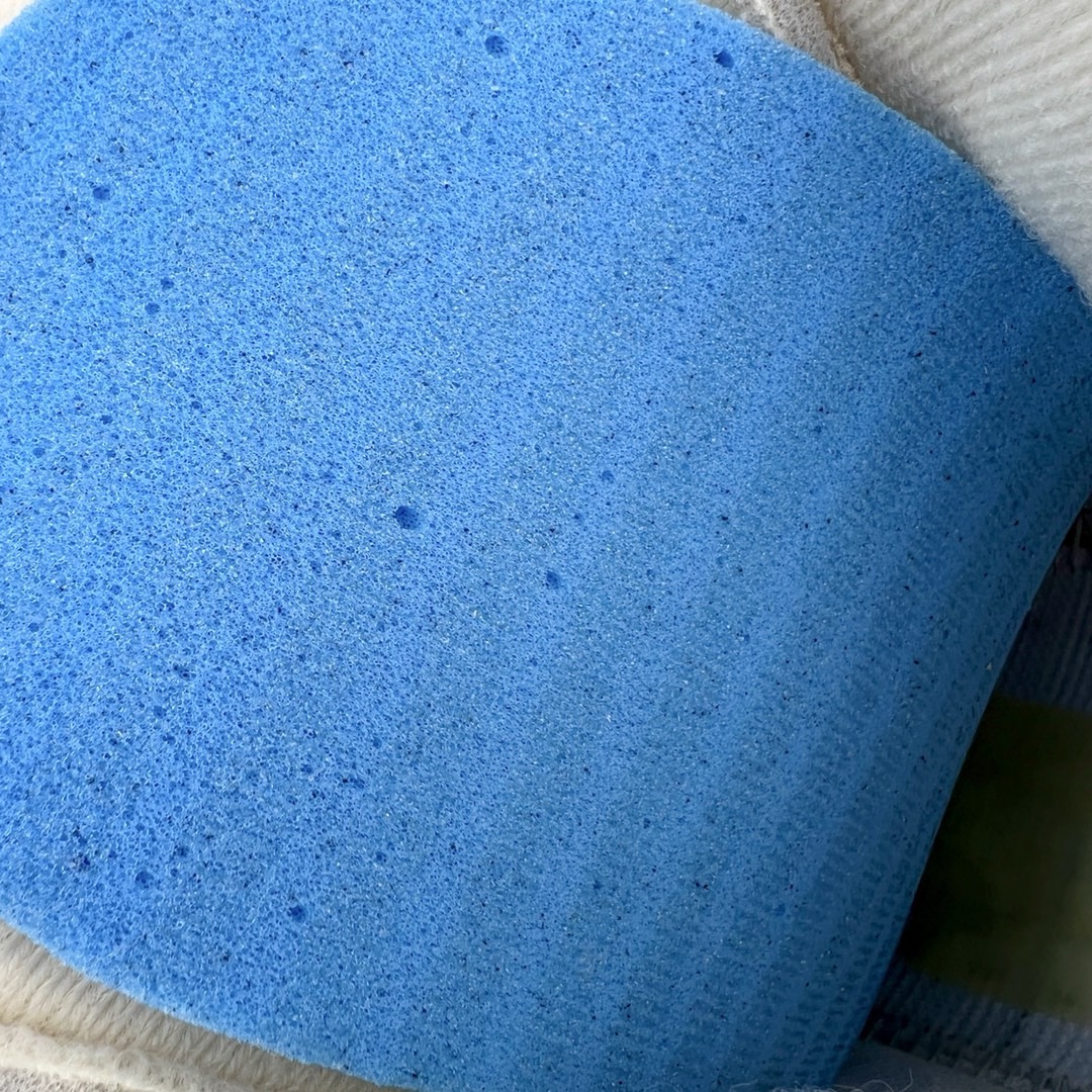 图片[16]-＃GX Off-White™ x Air Jordan AJ4 Retro\\\”Cream/Sail\\\” OW联名白帆 CV9388-100 圈内最强四代 独家外贸特供尺码含 45.5 49.5 50.5 耗时半年巨作 全套原纸板楦头开发 原厂特供皮料加持 确保原汁原味 完美呈现四代版型 一比一鞋头弧度高度鞋身弧度 数据细节工艺流程均保持原鞋一致 原厂TPU网格鞋带扣 正确内里网布 菱角分明不变形无多余毛边 柔软性质感一致于原鞋 市场唯一原厂鞋扣模具 背面可见隐藏注塑口 原厂织唛标 原厂飞人电绣工艺 尾指中部跳三针 独家绑鞋带手法 印刷中底布 四线拉帮 米色美纹纸贴合固定 进口港宝加持 后跟自然饱满 全鞋荧光划线卡点 追求极致完美 每一双都是工艺品 多重QC质检 超越公司货的品控标准 实实在在的免检产品 尺码：40 40.5 41 42 42.5 43 44 44.5 45 45.5 46 47.5 48.5 49.5 50.5-选品中心