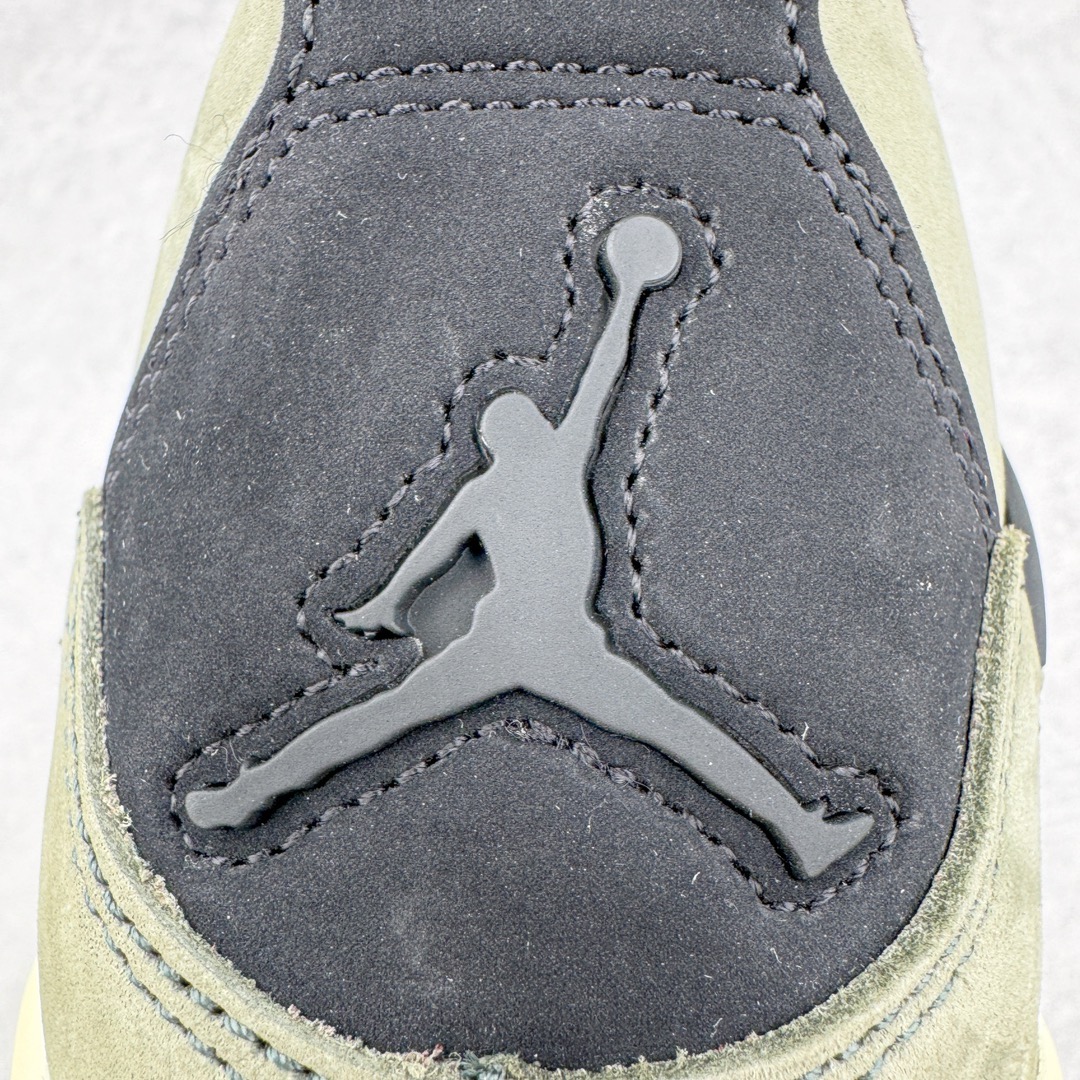 图片[13]-＃GX UNDEFEATED x Air Jordan AJ4 Retro 不败联名 军绿 JBM351 M1 该鞋款鞋身使用了大面积绿色为主色设计 并且它的特点为：可拆卸的魔术贴鞋舌板块、 鞋舌内替换原有AIR JORDAN 4字样变成UNDEFEATED白色黑底字样、拆卸魔术贴后为白字灰底JORDAN RARE AIR字样、鞋后跟TPU内为UNDEFEATED字样、鞋盒为特殊的拉链包装袋、以及带有黑色和橙色两幅鞋带 橙色的鞋舌Jumpman Logo和内衬 让整个鞋面有了点睛之笔于其中 圈内最强四代 耗时半年巨作 全套原纸板楦头开发 原厂特供皮料加持 确保原汁原味 完美呈现四代版型 一比一鞋头弧度高度鞋身弧度 数据细节工艺流程均保持原鞋一致 原厂TPU网格鞋带扣 正确内里网布 菱角分明不变形无多余毛边 柔软性质感一致于原鞋 市场唯一原厂鞋扣模具 背面可见隐藏注塑口 原厂织唛标 原厂飞人电绣工艺 尾指中部跳三针 独家绑鞋带手法 印刷中底布 四线拉帮 米色美纹纸贴合固定 进口港宝加持 后跟自然饱满 全鞋荧光划线卡点 追求极致完美 每一双都是工艺品 多重QC质检 超越公司货的品控标准 实实在在的免检产品 尺码：40 40.5 41 42 42.5 43 44 44.5 45 45.5 46 47.5 48.5 49.5 50.5-选品中心
