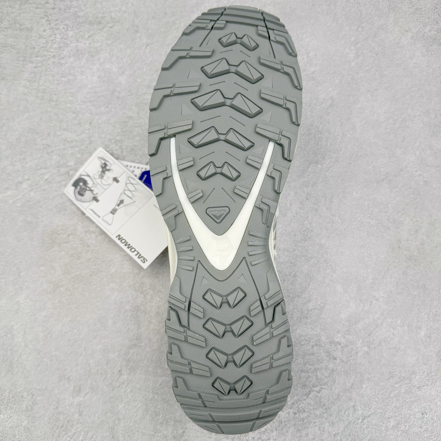 图片[9]-＃PK4.0 SALOMON XA Pro 3D ADV 萨洛蒙潮流越野机能户外功能鞋 基于市场现有版本全新升级调整改良 现阶段市场最强产物 全新主色陆续出货 大底描漆工整零瑕疵 鞋头定型弧度完 纯原外贸平台特供订单 耗时半年巨作 全套原纸板楦头开发 原厂特供网布配套加持 确保原汁原味 完美呈现版型 原档数据独家私模五层组合大底 原装Ortholite轻量化鞋垫 中底布带钢印编号 原厂TPU锁扣 进口港宝加持 后跟自然饱满 还原公司包裹性 鞋面采用SENSIFT贴合技术 全方位贴合包裹脚型 鞋跟部鞋底牵引设计 提供强大的抓地性能 更适应野外崎岖不平的道路 其3D ADVANCED CHASSIS底盘 材料轻量大化 钉齿设计更具稳定性 防护性 鞋底易磨损区运用CONTAGRIP高耐磨材料 应对城市硬质路面长距离跑考验 尺码：36 36.5 37.5 38 38.5 39 40 40.5 41 42 42.5 43 44 44.5 45-选品中心