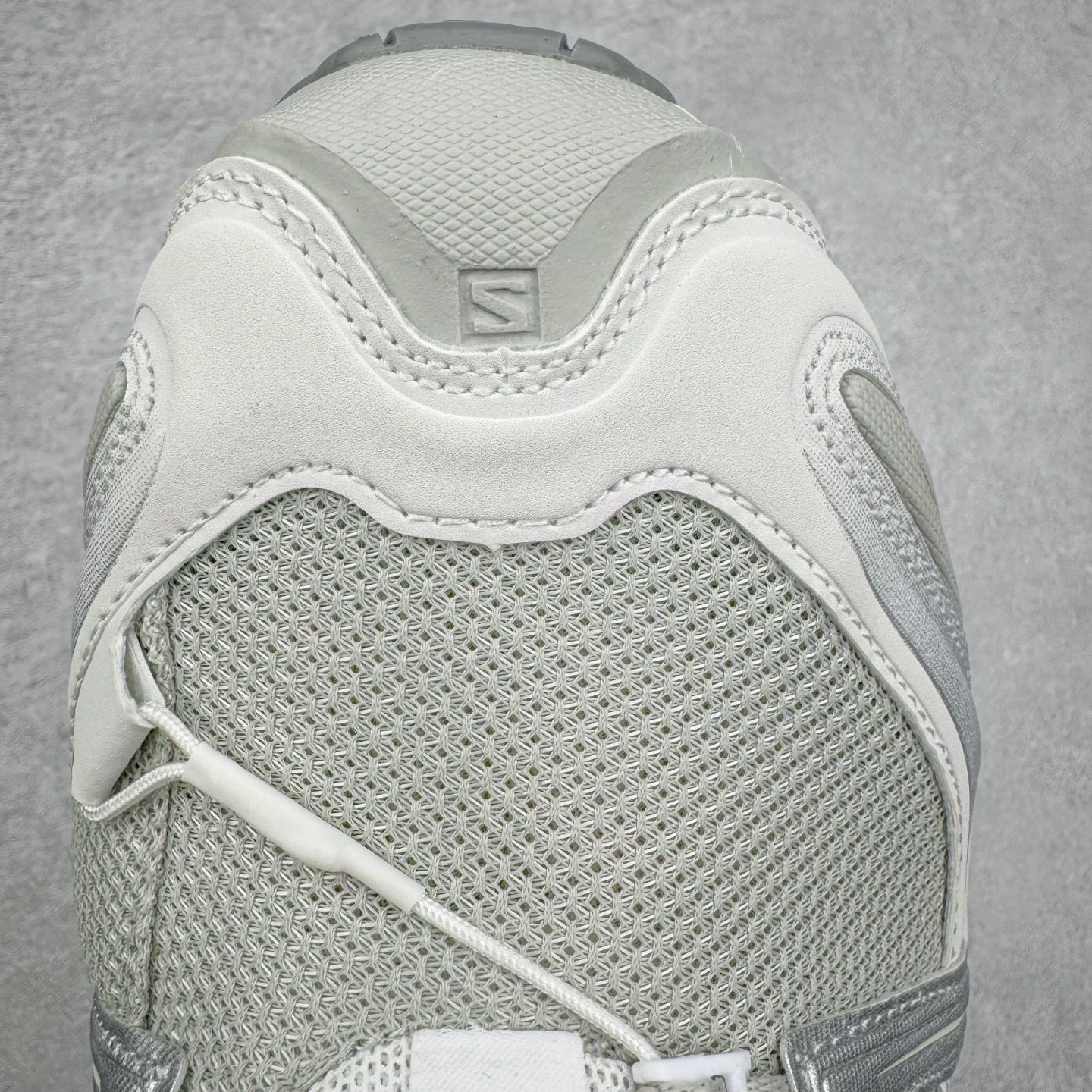 图片[14]-＃PK4.0 SALOMON XA Pro 3D ADV 萨洛蒙潮流越野机能户外功能鞋 基于市场现有版本全新升级调整改良 现阶段市场最强产物 全新主色陆续出货 大底描漆工整零瑕疵 鞋头定型弧度完 纯原外贸平台特供订单 耗时半年巨作 全套原纸板楦头开发 原厂特供网布配套加持 确保原汁原味 完美呈现版型 原档数据独家私模五层组合大底 原装Ortholite轻量化鞋垫 中底布带钢印编号 原厂TPU锁扣 进口港宝加持 后跟自然饱满 还原公司包裹性 鞋面采用SENSIFT贴合技术 全方位贴合包裹脚型 鞋跟部鞋底牵引设计 提供强大的抓地性能 更适应野外崎岖不平的道路 其3D ADVANCED CHASSIS底盘 材料轻量大化 钉齿设计更具稳定性 防护性 鞋底易磨损区运用CONTAGRIP高耐磨材料 应对城市硬质路面长距离跑考验 尺码：36 36.5 37.5 38 38.5 39 40 40.5 41 42 42.5 43 44 44.5 45-选品中心