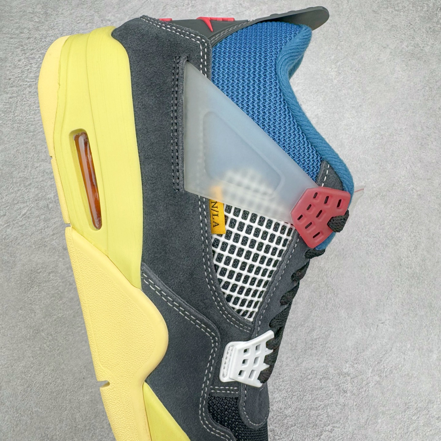 图片[6]-＃PK纯原 Union LA x Air Jordan AJ4 Retro \\\”Off Noir\\\” UN联名黑蓝 DC9533-001 耗时半年巨作 全套原纸板楦头开发 原厂特供皮料加持 确保原汁原味 完美呈现四代版型 一比一鞋头弧度高度鞋身弧度 数据细节工艺流程均保持原鞋一致 原厂TPU网格鞋带扣 正确内里网布 菱角分明不变形无多余毛边 柔软性质感一致于原鞋 原厂织唛标 原厂飞人电绣工艺 尾指中部跳三针 独家绑鞋带手法 印刷中底布 四线拉帮 米色美纹纸贴合固定 进口港宝加持 后跟自然饱满 全鞋荧光划线卡点 追求极致完美 每一双都是工艺品 多重QC质检 超越公司货的品控标准 实实在在的免检产品 尺码：40 40.5 41 42 42.5 43 44 44.5 45 46 47.5-选品中心