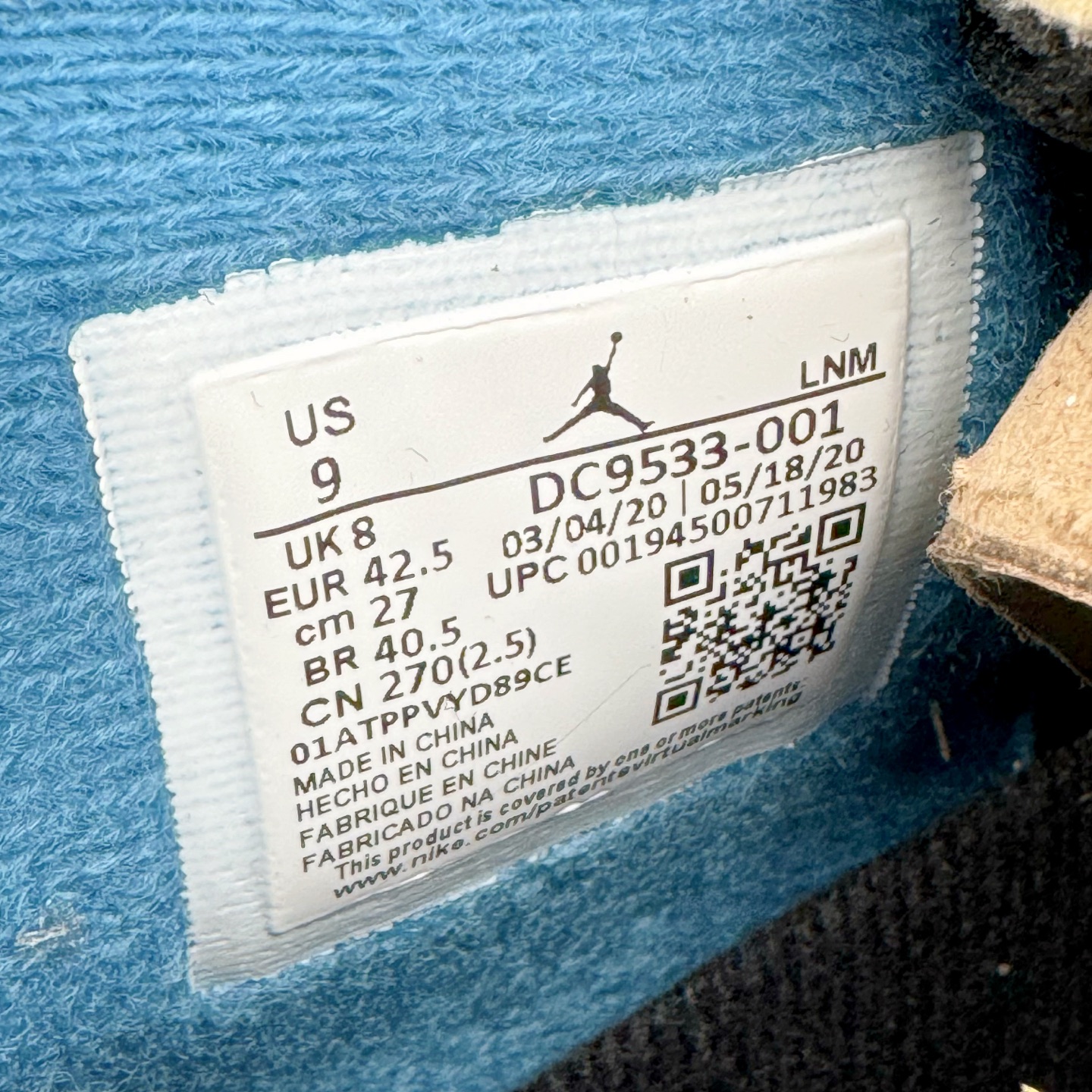 图片[12]-＃PK纯原 Union LA x Air Jordan AJ4 Retro \\\”Off Noir\\\” UN联名黑蓝 DC9533-001 耗时半年巨作 全套原纸板楦头开发 原厂特供皮料加持 确保原汁原味 完美呈现四代版型 一比一鞋头弧度高度鞋身弧度 数据细节工艺流程均保持原鞋一致 原厂TPU网格鞋带扣 正确内里网布 菱角分明不变形无多余毛边 柔软性质感一致于原鞋 原厂织唛标 原厂飞人电绣工艺 尾指中部跳三针 独家绑鞋带手法 印刷中底布 四线拉帮 米色美纹纸贴合固定 进口港宝加持 后跟自然饱满 全鞋荧光划线卡点 追求极致完美 每一双都是工艺品 多重QC质检 超越公司货的品控标准 实实在在的免检产品 尺码：40 40.5 41 42 42.5 43 44 44.5 45 46 47.5-选品中心