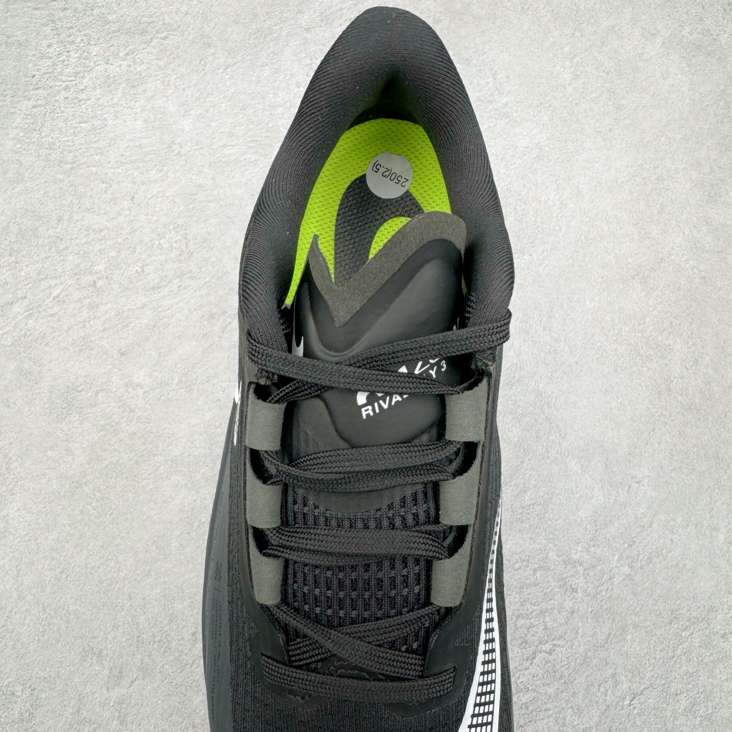 图片[5]-＃TG纯原 NK AIR Zoom RIVAL Fly 3 超弹透气轻量跑步鞋鞋款搭载 Flyknit 材料 出众弹性 易于穿脱 采用React技术 轻盈耐 跑步健身房锻炼最佳选择之一 货号：CT2405-001 尺码：36 36.5 37.5 38 38.5 39 40 40.5 41 42 42.5 43 44 44.5 45-选品中心