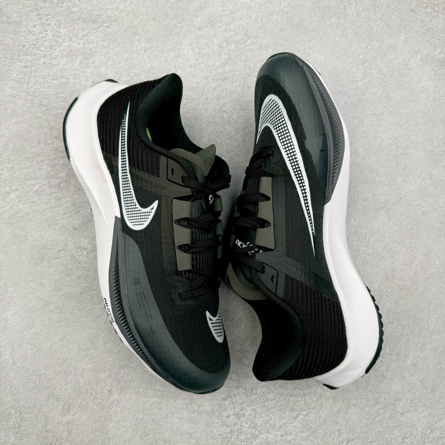 图片[3]-＃TG纯原 NK AIR Zoom RIVAL Fly 3 超弹透气轻量跑步鞋鞋款搭载 Flyknit 材料 出众弹性 易于穿脱 采用React技术 轻盈耐 跑步健身房锻炼最佳选择之一 货号：CT2405-001 尺码：36 36.5 37.5 38 38.5 39 40 40.5 41 42 42.5 43 44 44.5 45-选品中心