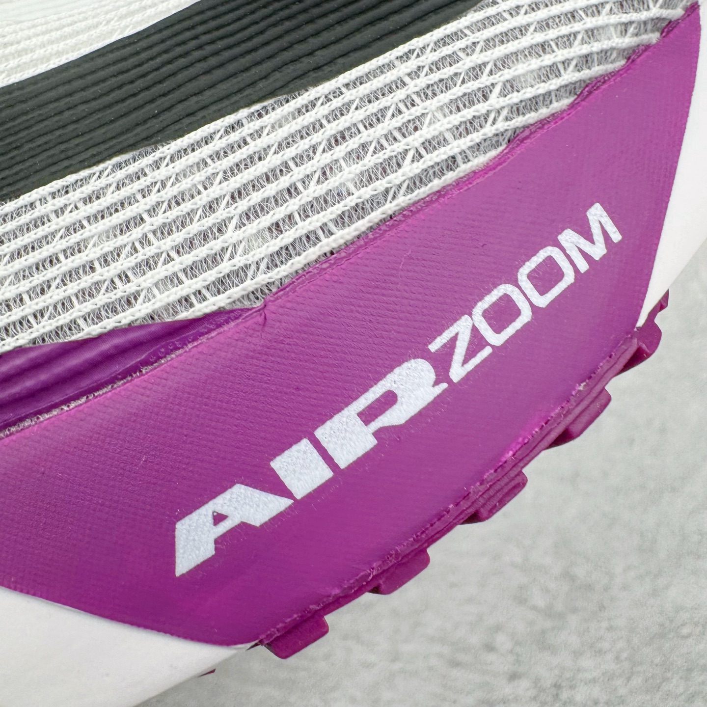 图片[15]-＃TG纯原 NK AIR Zoom RIVAL Fly 3 超弹透气轻量跑步鞋鞋款搭载 Flyknit 材料 出众弹性 易于穿脱 采用React技术 轻盈耐 跑步健身房锻炼最佳选择之一 货号：FV6040-100 尺码：36 36.5 37.5 38 38.5 39 40 40.5 41 42 42.5 43 44 44.5 45-选品中心