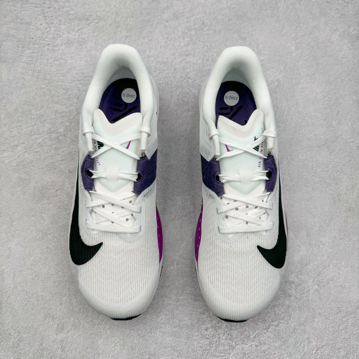 图片[2]-＃TG纯原 NK AIR Zoom RIVAL Fly 3 超弹透气轻量跑步鞋鞋款搭载 Flyknit 材料 出众弹性 易于穿脱 采用React技术 轻盈耐 跑步健身房锻炼最佳选择之一 货号：FV6040-100 尺码：36 36.5 37.5 38 38.5 39 40 40.5 41 42 42.5 43 44 44.5 45-选品中心