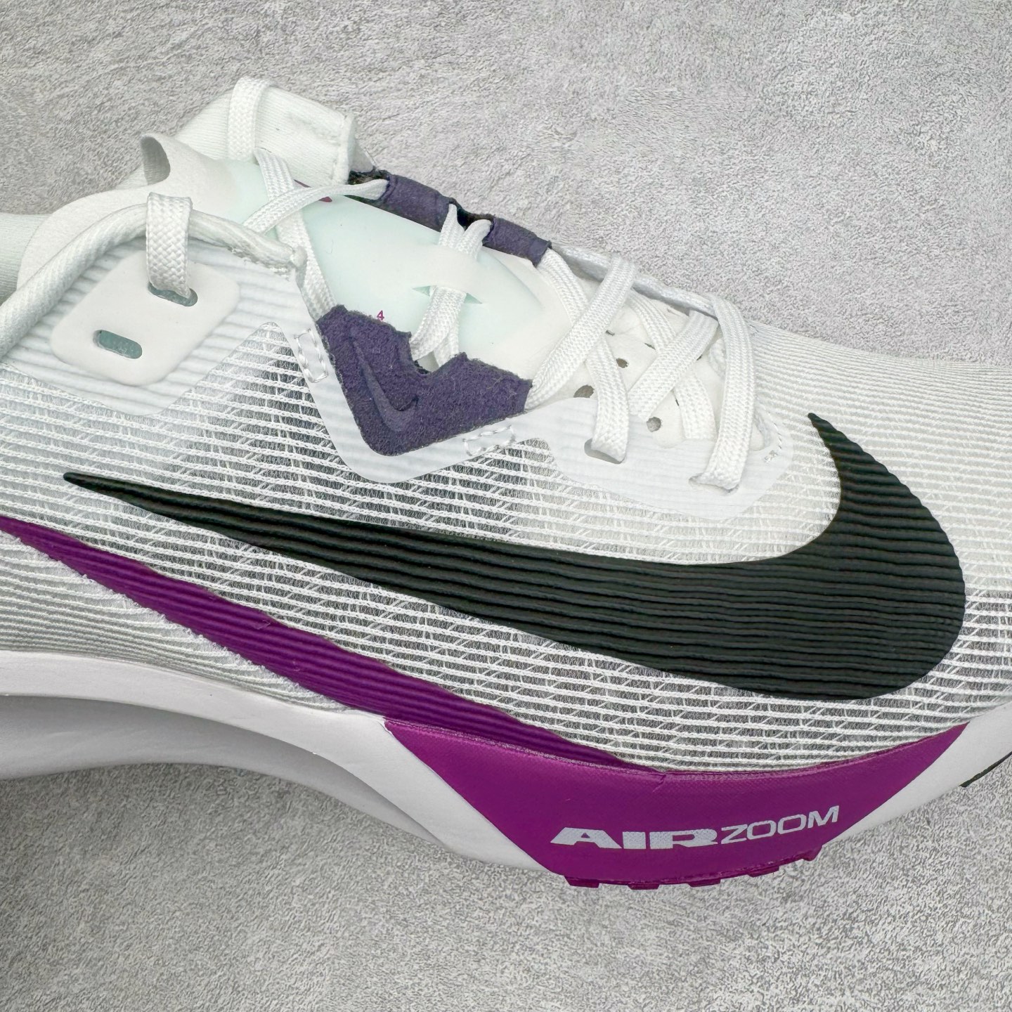 图片[14]-＃TG纯原 NK AIR Zoom RIVAL Fly 3 超弹透气轻量跑步鞋鞋款搭载 Flyknit 材料 出众弹性 易于穿脱 采用React技术 轻盈耐 跑步健身房锻炼最佳选择之一 货号：FV6040-100 尺码：36 36.5 37.5 38 38.5 39 40 40.5 41 42 42.5 43 44 44.5 45-选品中心