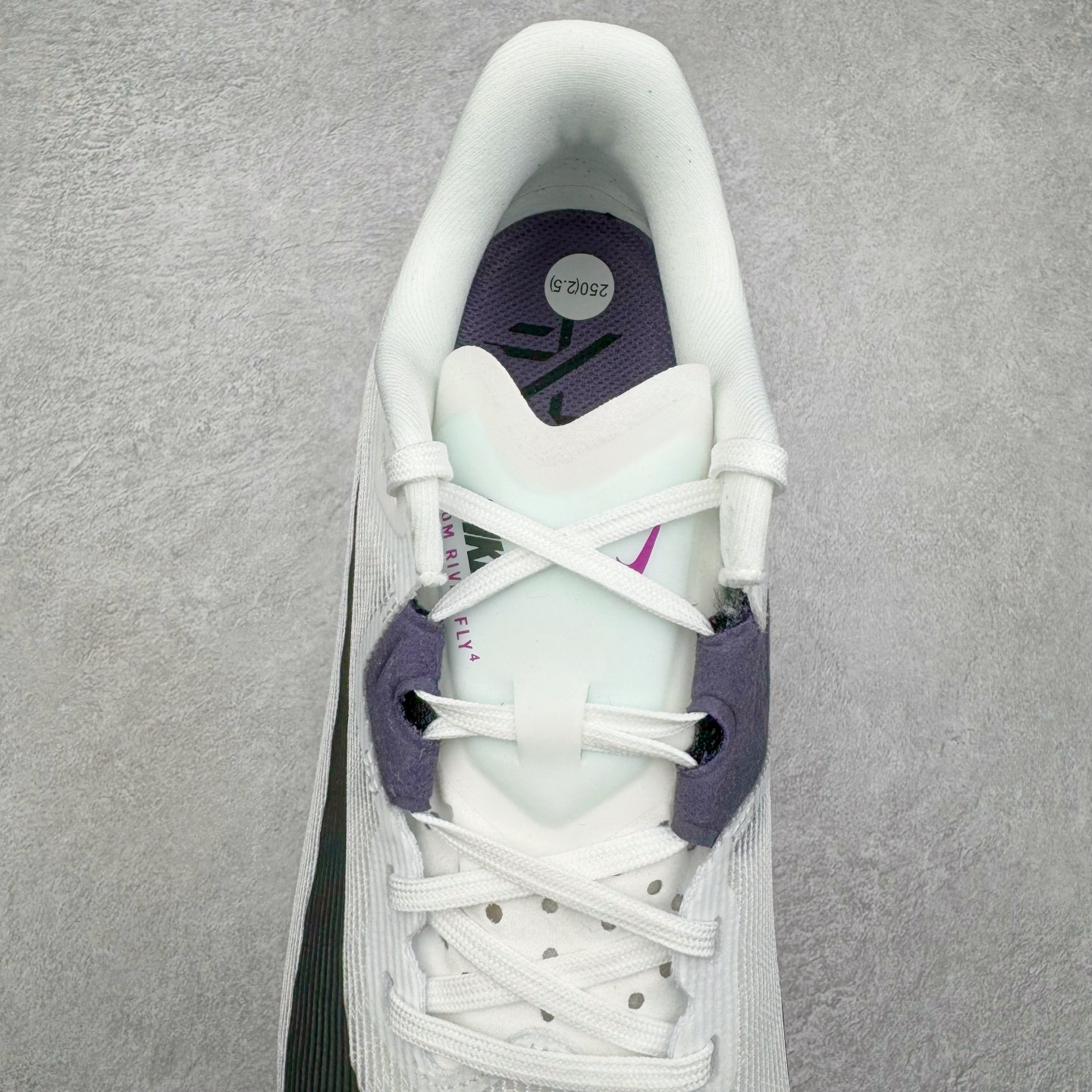 图片[5]-＃TG纯原 NK AIR Zoom RIVAL Fly 3 超弹透气轻量跑步鞋鞋款搭载 Flyknit 材料 出众弹性 易于穿脱 采用React技术 轻盈耐 跑步健身房锻炼最佳选择之一 货号：FV6040-100 尺码：36 36.5 37.5 38 38.5 39 40 40.5 41 42 42.5 43 44 44.5 45-选品中心