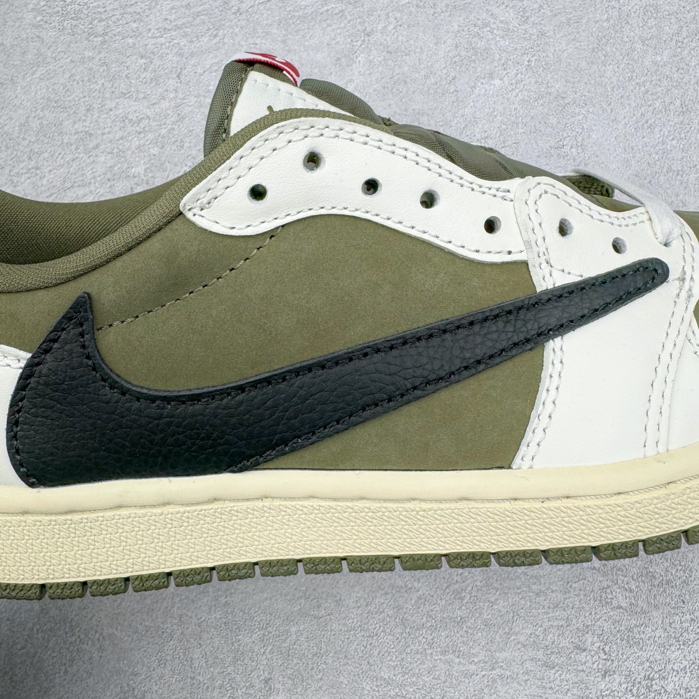 Travis Scott x Air Jordan 1 Low OG SP TS Olive Green Sneakers 17 i1738997365455 5326 0 14