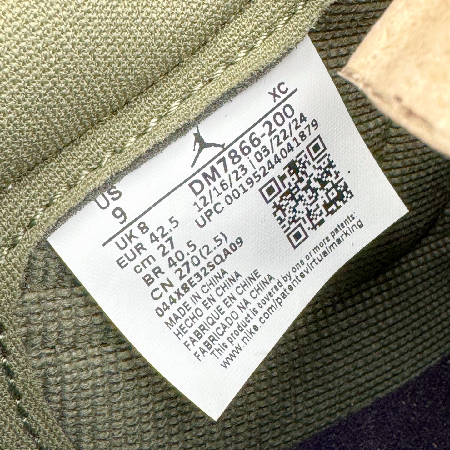 Travis Scott x Air Jordan 1 Low OG SP TS Olive Green Sneakers 13 i1738997365471 2477 0 10