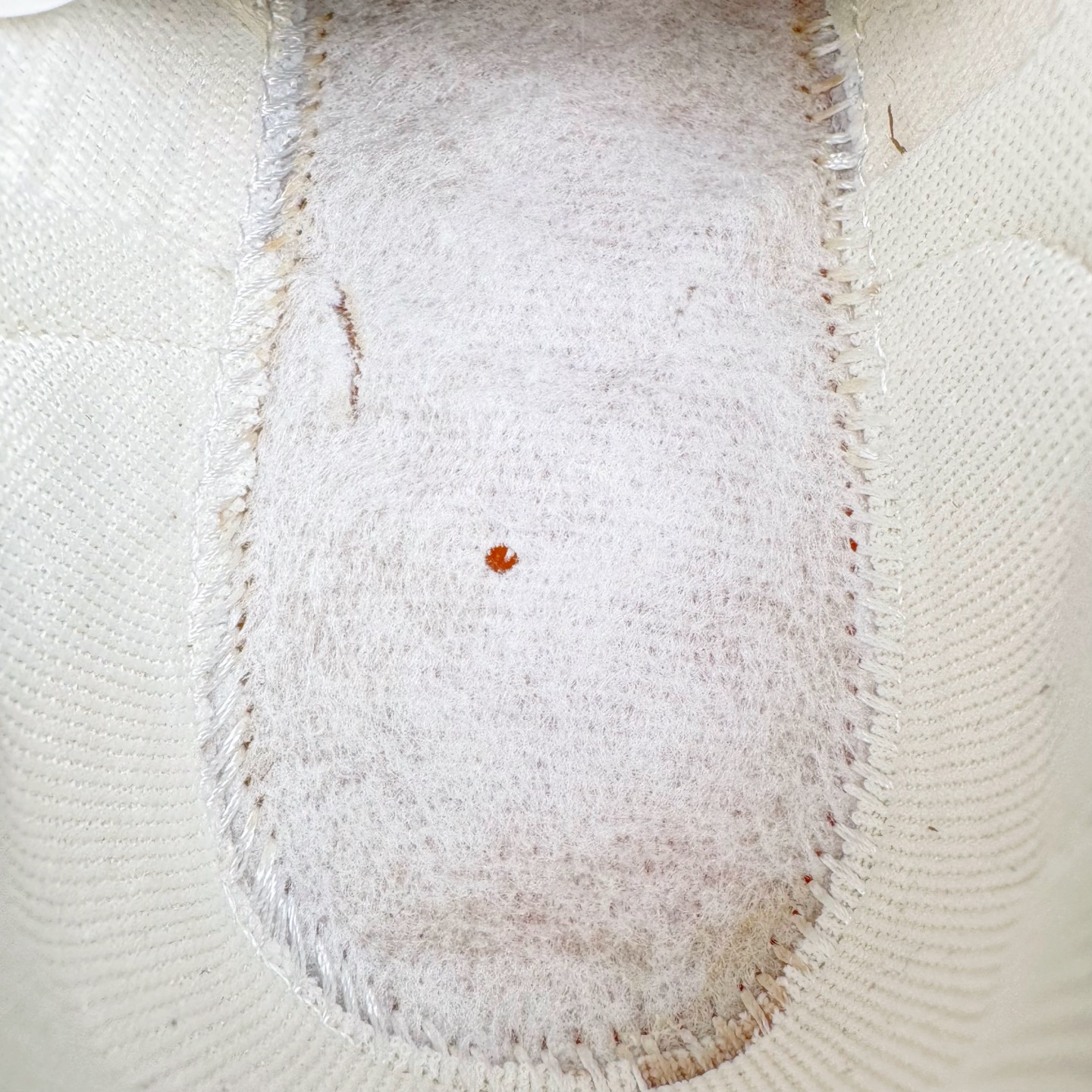 图片[13]-＃奥莱Zp订单福利 J.Crew x NK Killshot II Leather 联名复古板鞋 432997-107 采用米白色皮革制作鞋身 Swoosh 点缀其中 最后搭载棕色生胶大底 流露出满满的复古气气息 独家渠道 市面未流通批次 奥莱直播间499 599一样的东西 碾压市面现存所有版本 公司一样的东西 超值回馈 帮你省钱 支持各种鉴定 采用环保材料的大底 独特的鞋面连者鞋底印刷 演绎出了这个配色的独特风格 眼前的新设计选用皮质 配出当下流行的阴阳元素 呈现属于现代潮流的美感 尺码：35.5 36 36.5 37.5 38 38.5 39 40 40.5 41 42 42.5 43 44 44.5 45-选品中心