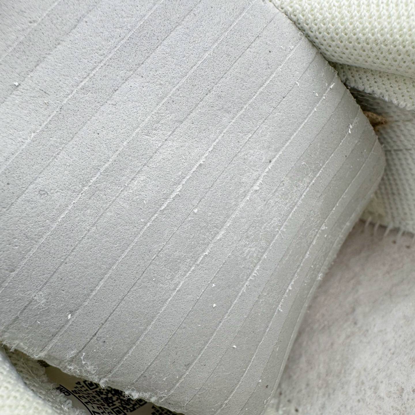 图片[12]-＃奥莱Zp订单福利 J.Crew x NK Killshot II Leather 联名复古板鞋 432997-128 采用米白色皮革制作鞋身 Swoosh 点缀其中 最后搭载棕色生胶大底 流露出满满的复古气气息 独家渠道 市面未流通批次 奥莱直播间499 599一样的东西 碾压市面现存所有版本 公司一样的东西 超值回馈 帮你省钱 支持各种鉴定 采用环保材料的大底 独特的鞋面连者鞋底印刷 演绎出了这个配色的独特风格 眼前的新设计选用皮质 配出当下流行的阴阳元素 呈现属于现代潮流的美感 尺码：35.5 36 36.5 37.5 38 38.5 39 40 40.5 41 42 42.5 43 44 44.5 45-选品中心