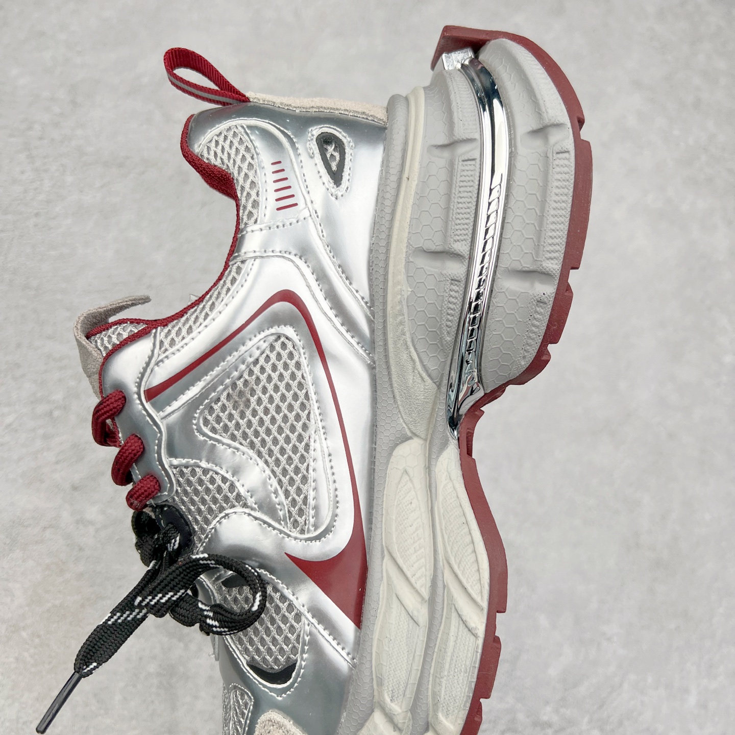 图片[7]-GG-CC Chunky Low白鹿同款独星球 2024新款GGCC低帮复古厚底增高老爹鞋 时髦look轻松定格 不费力展现率性氛围 原版正确大底 高档银盒 酷帅机能风不规则设计大底 8CM 增高厚底 大长腿既视感轻松拿捏 货号：G24X9833 尺码：35 36 37 38 39 40-选品中心