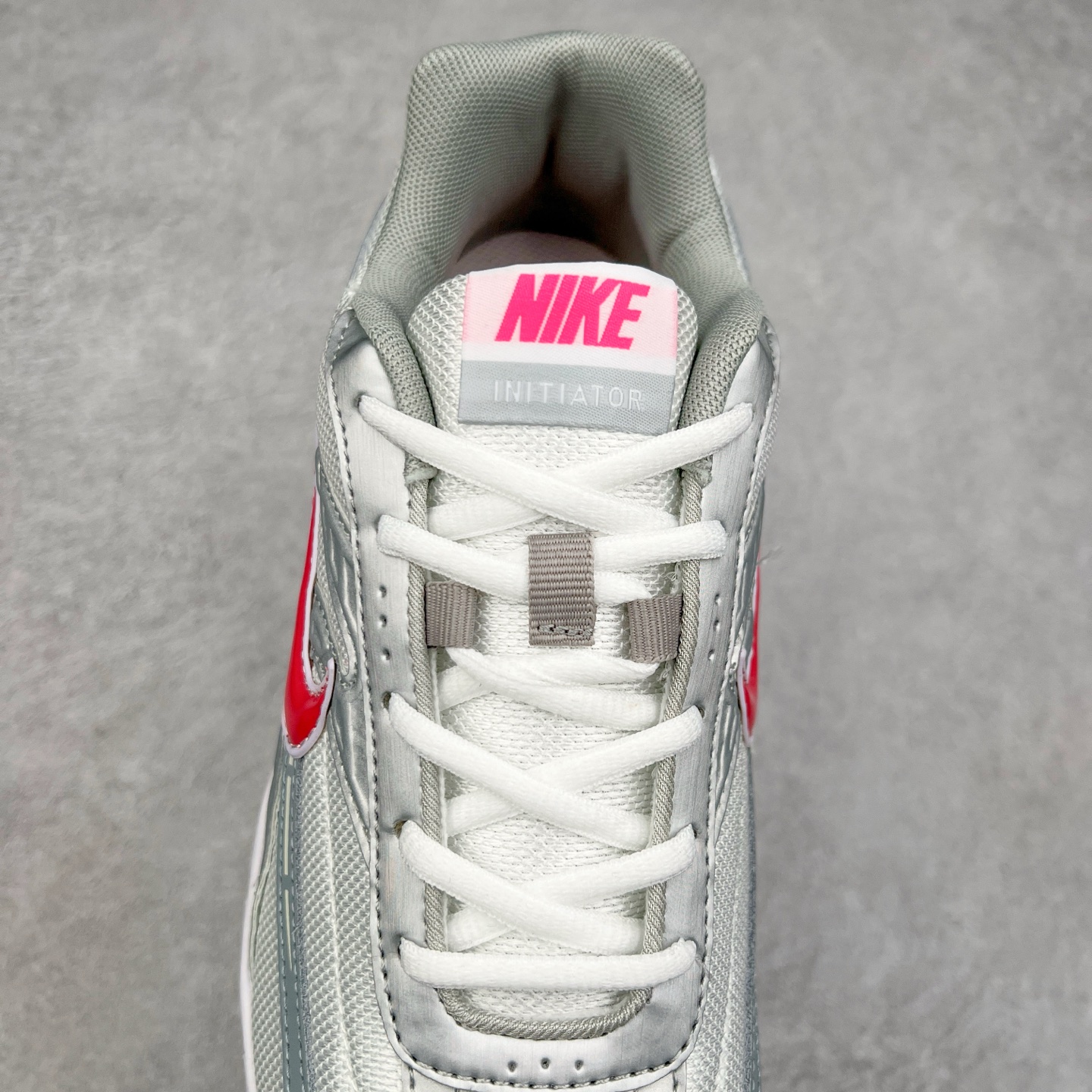 图片[5]-NK Initiator 创始者系列复古老爹鞋运动舒适复古网布合成革减震防滑耐磨低帮休闲跑步鞋 394053-101 Ins爆火全新韩系古着风 回味经典 采用透气网眼鞋面和支撑覆盖层 自然运动设计的Phlyon中底用于缓冲 BRS 1000碳橡胶外底具有轻质柔韧性 牵引力和耐用性 尺码：36 36.5 37.5 38 38.5 39 40 40.5 41 42 42.5 43 44 45-选品中心