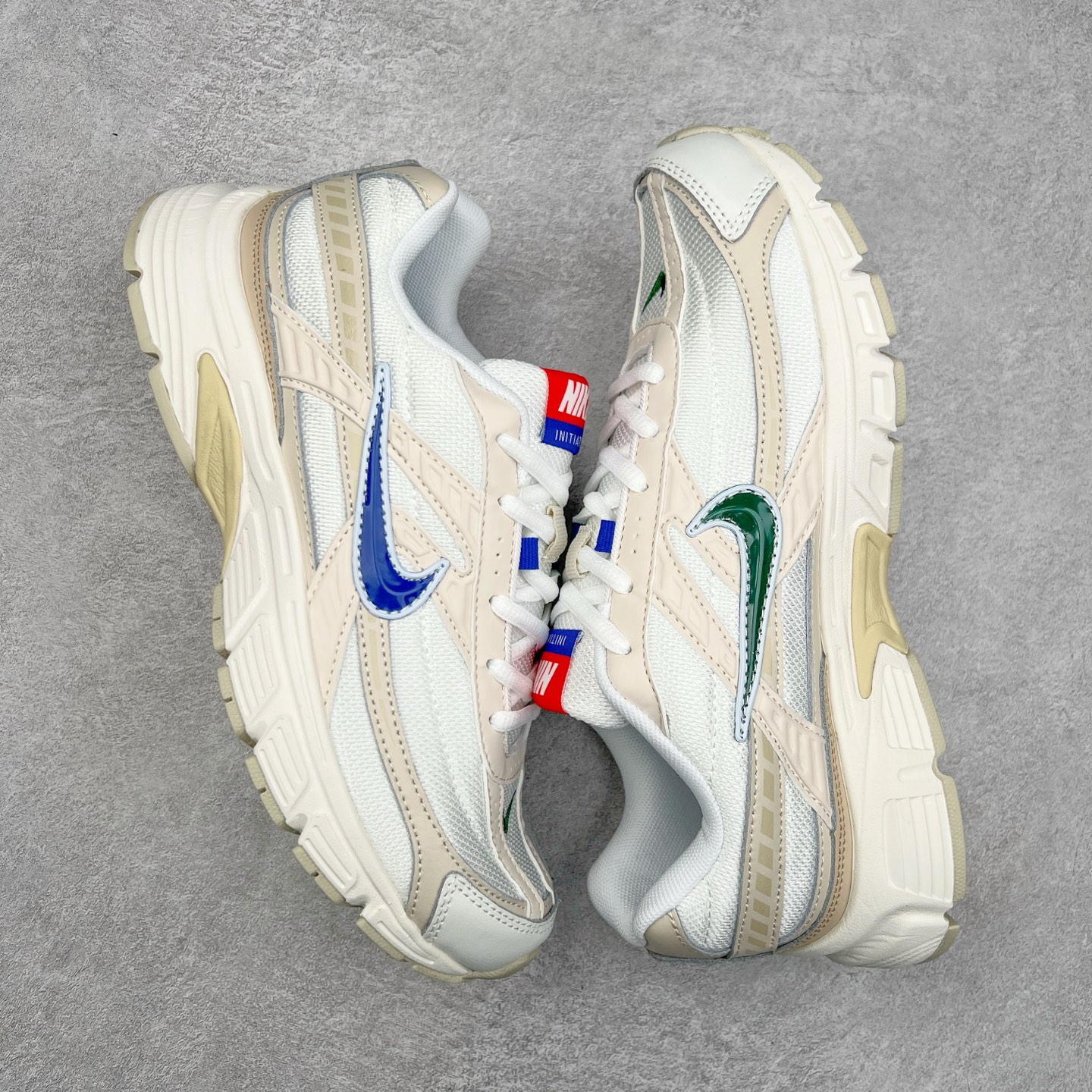 图片[3]-NK Initiator 创始者系列复古老爹鞋运动舒适复古网布合成革减震防滑耐磨低帮休闲跑步鞋 HQ1183-141 Ins爆火全新韩系古着风 回味经典 采用透气网眼鞋面和支撑覆盖层 自然运动设计的Phlyon中底用于缓冲 BRS 1000碳橡胶外底具有轻质柔韧性 牵引力和耐用性 尺码：36 36.5 37.5 38 38.5 39 40 40.5 41 42 42.5 43 44 45-选品中心