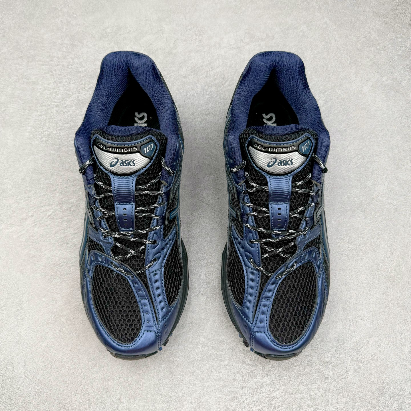 图片[2]-＃Lw纯原 ASICS Gel-Nimbus 10.1 亚瑟士雨云10.1代系列轻量缓震休闲运动跑步鞋 近年来，运动鞋市场迎来了一个新的设计潮流：通过融合艺术与技术，赋予运动鞋更多的时尚元素和创新设计。作为市场中的领导者之一，ASICS（亚瑟士）一向以其技术创新和卓越的鞋款设计著称。而另一个前卫的实验鞋类品牌EMPTY BEHAVIOR，以其非凡的创意和探索，尤其对未来主义和非传统材料的热情撞击，从业界中脱颖而出。两者的合作，以推出特别版的GEL-NIMBUS™ 10.1鞋款——主题为“EVEN MY SHOE IS ART”为标志，为运动鞋设计涉入一个全新的高度。尺码：36 37 37.5 38 39 39.5 40.5 41.5 42 42.5 43.5 44 44.5 45 46-选品中心