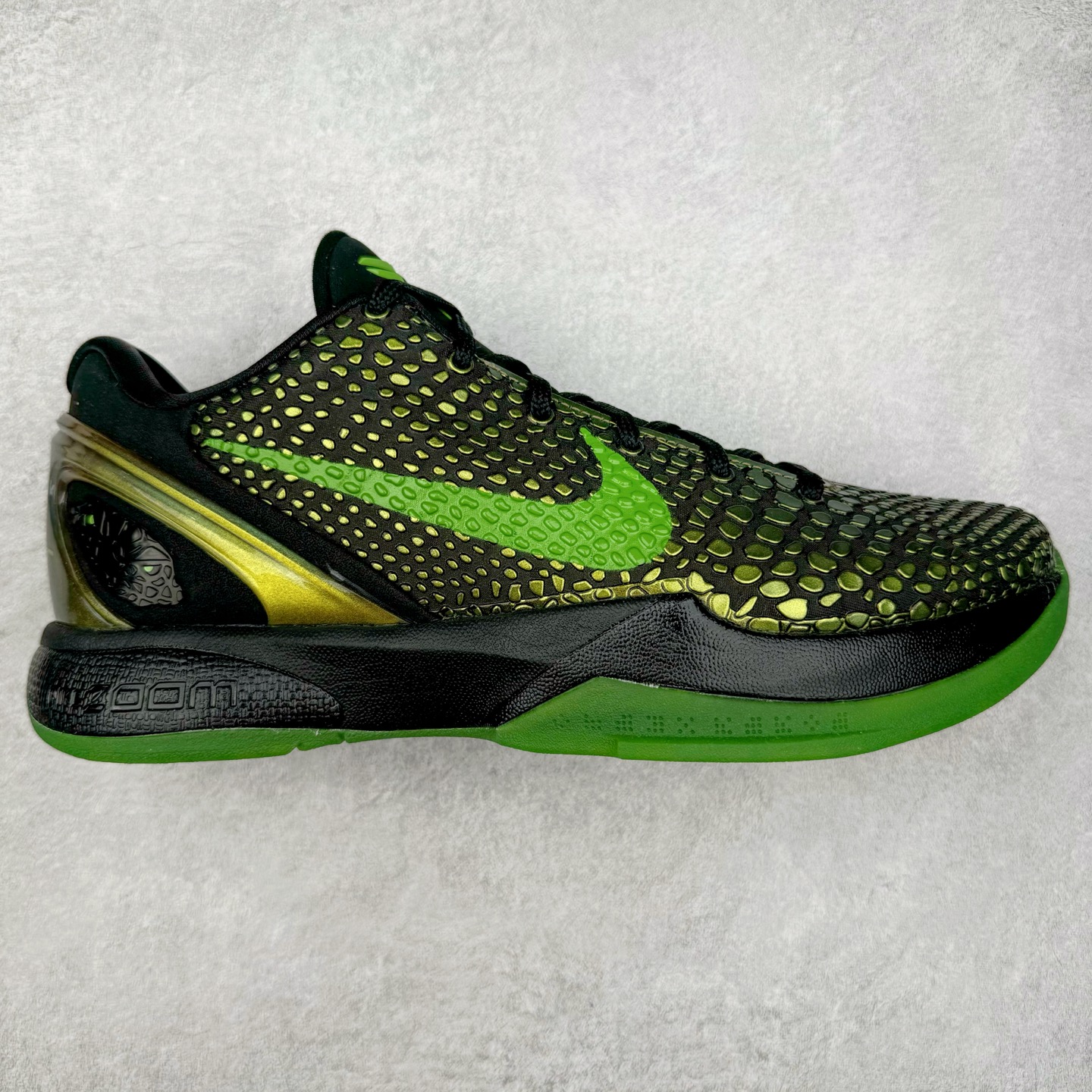 ＃GX纯原 NK Zoom Kobe 6 Protro 科比六代 莱斯高中 黑金绿 446442-301 完美复刻公司货 前掌超大Zoom Turbo气垫 后掌EVA缓震 真正的原汁原味 还原ZP脚感 全身鞋材卡料色独家定制 唯一正确喷漆工艺Swoosh 正确凹凸蛇鳞工艺 正确鞋面渐变效果 内全置真动飞态线 独立原厂模具 最大尺码达到48.5码 首批不拼图大几率过验 亲测已过 支持各种高强度实战 无需担心 上脚价 补货周期极长 脚宽建议买大半码 科比系列前掌偏窄 不影响二次销售 支持七天无理由退换 尺码：40 40.5 41 42 42.5 43 44 44.5 45 45.5 46 47.5 48.5 49.6 50.5-选品中心