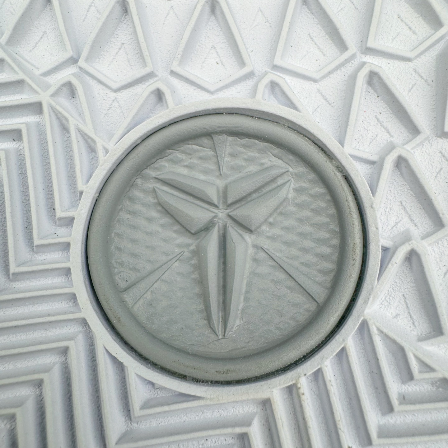 图片[20]-＃GX NK Zoom Kobe Ⅷ System 科比8代复刻实战运动低帮文化篮球鞋 灰白 HF9550-002 完美复刻公司货 React科技鞋垫加持 实战配置直接拉满 原楦纸板开发 鞋身流线型、后跟塑形 区分土肥圆 原厂针织鞋面一针一线匹配原版 全身鞋材卡料色独家定制 唯一万针立体刺绣SWOOSH 真实底模最大50.5 实战利器 专供海外市场 独立原厂模具 首批不拼图大几率过验 亲测已过 支持各种高强度实战 无需担心 补货周期极长 脚宽建议买大半码 科比系列前掌偏窄 支持七天无理由退换 尺码： 40 40.5 41 42 42.5 43 44 44.5 45 46 47.5 48.5 49.5 50.5-选品中心