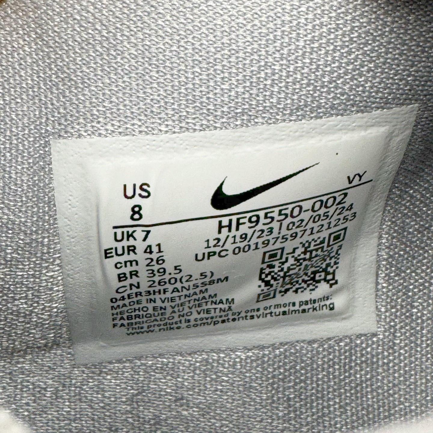 图片[11]-＃GX NK Zoom Kobe Ⅷ System 科比8代复刻实战运动低帮文化篮球鞋 灰白 HF9550-002 完美复刻公司货 React科技鞋垫加持 实战配置直接拉满 原楦纸板开发 鞋身流线型、后跟塑形 区分土肥圆 原厂针织鞋面一针一线匹配原版 全身鞋材卡料色独家定制 唯一万针立体刺绣SWOOSH 真实底模最大50.5 实战利器 专供海外市场 独立原厂模具 首批不拼图大几率过验 亲测已过 支持各种高强度实战 无需担心 补货周期极长 脚宽建议买大半码 科比系列前掌偏窄 支持七天无理由退换 尺码： 40 40.5 41 42 42.5 43 44 44.5 45 46 47.5 48.5 49.5 50.5-选品中心