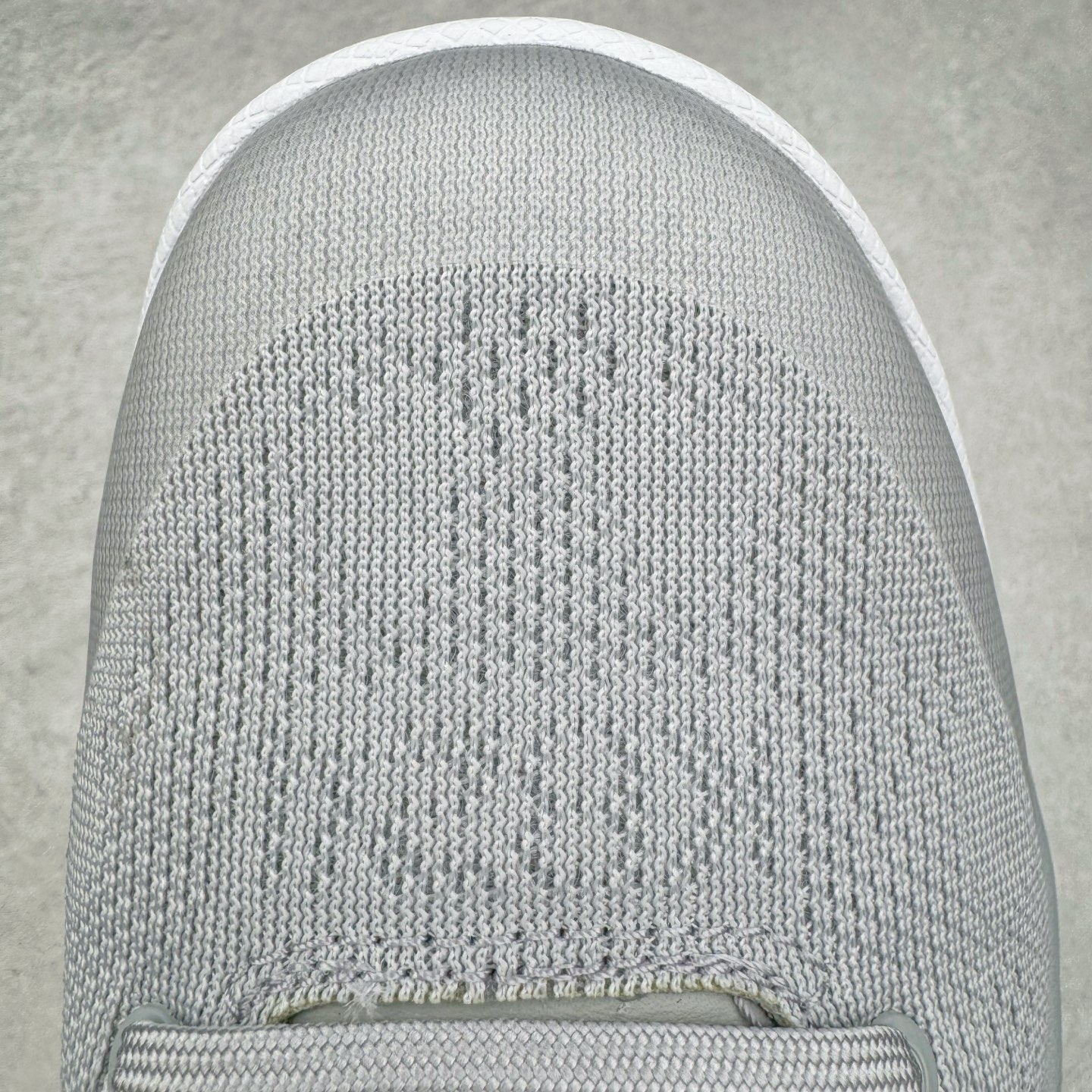 图片[15]-＃GX NK Zoom Kobe Ⅷ System 科比8代复刻实战运动低帮文化篮球鞋 灰白 HF9550-002 完美复刻公司货 React科技鞋垫加持 实战配置直接拉满 原楦纸板开发 鞋身流线型、后跟塑形 区分土肥圆 原厂针织鞋面一针一线匹配原版 全身鞋材卡料色独家定制 唯一万针立体刺绣SWOOSH 真实底模最大50.5 实战利器 专供海外市场 独立原厂模具 首批不拼图大几率过验 亲测已过 支持各种高强度实战 无需担心 补货周期极长 脚宽建议买大半码 科比系列前掌偏窄 支持七天无理由退换 尺码： 40 40.5 41 42 42.5 43 44 44.5 45 46 47.5 48.5 49.5 50.5-选品中心