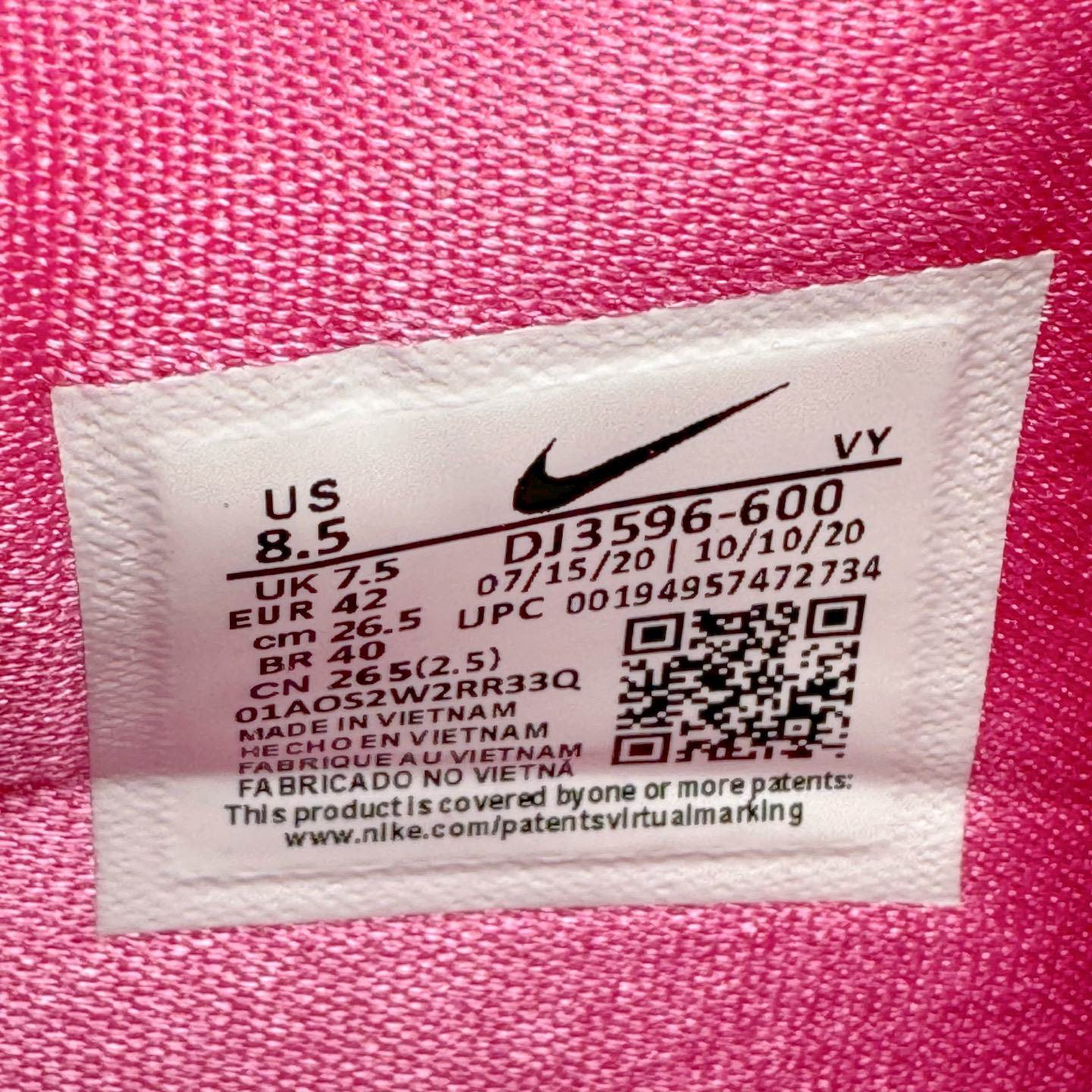 图片[12]-＃GX纯原 NK Zoom Kobe 6 Protro 科比六代 白粉乳腺癌 DJ3596-600 完美复刻公司货 前掌超大Zoom Turbo气垫 后掌EVA缓震 真正的原汁原味 还原ZP脚感 全身鞋材卡料色独家定制 唯一正确喷漆工艺Swoosh 正确凹凸蛇鳞工艺 正确鞋面渐变效果 内全置真动飞态线 独立原厂模具 最大尺码达到48.5码 首批不拼图大几率过验 亲测已过 支持各种高强度实战 无需担心 上脚价 补货周期极长 脚宽建议买大半码 科比系列前掌偏窄 不影响二次销售 支持七天无理由退换 尺码：40 40.5 41 42 42.5 43 44 44.5 45 45.5 46 47.5 48.5 49.6 50.5-选品中心