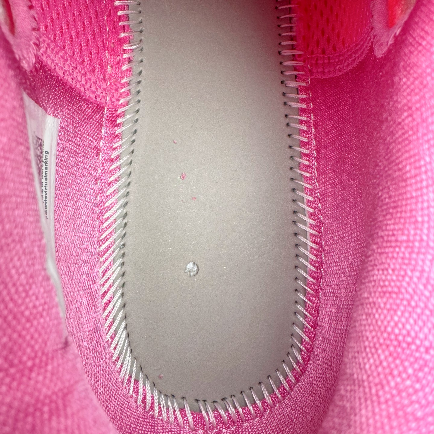 图片[13]-＃GX纯原 NK Zoom Kobe 6 Protro 科比六代 白粉乳腺癌 DJ3596-600 完美复刻公司货 前掌超大Zoom Turbo气垫 后掌EVA缓震 真正的原汁原味 还原ZP脚感 全身鞋材卡料色独家定制 唯一正确喷漆工艺Swoosh 正确凹凸蛇鳞工艺 正确鞋面渐变效果 内全置真动飞态线 独立原厂模具 最大尺码达到48.5码 首批不拼图大几率过验 亲测已过 支持各种高强度实战 无需担心 上脚价 补货周期极长 脚宽建议买大半码 科比系列前掌偏窄 不影响二次销售 支持七天无理由退换 尺码：40 40.5 41 42 42.5 43 44 44.5 45 45.5 46 47.5 48.5 49.6 50.5-选品中心