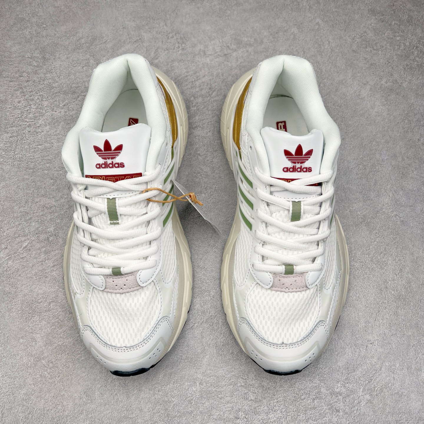 图片[2]-AD Originals ADISTAR XLG 潮流前卫科技休闲运动老爹鞋 IH3883 未来科技主义线条勾勒前卫张力 呈现饱满立体的3D感鞋身 浑厚中底搭载轻薄橡胶外底 皮革鞋面配合织物衬里 舒适脚感时刻在线交叉饰面错落点缀 跨越时代经典 科技潮感进阶 多元层次尽显 激活潮搭灵感 演绎先锋美学 在纪元暮光中开启潮酷新型态 尺码：35.5 36 36.5 37.5 38 38.5 39 40 40.5 41 42 42.5 43 44 44.5 45-选品中心