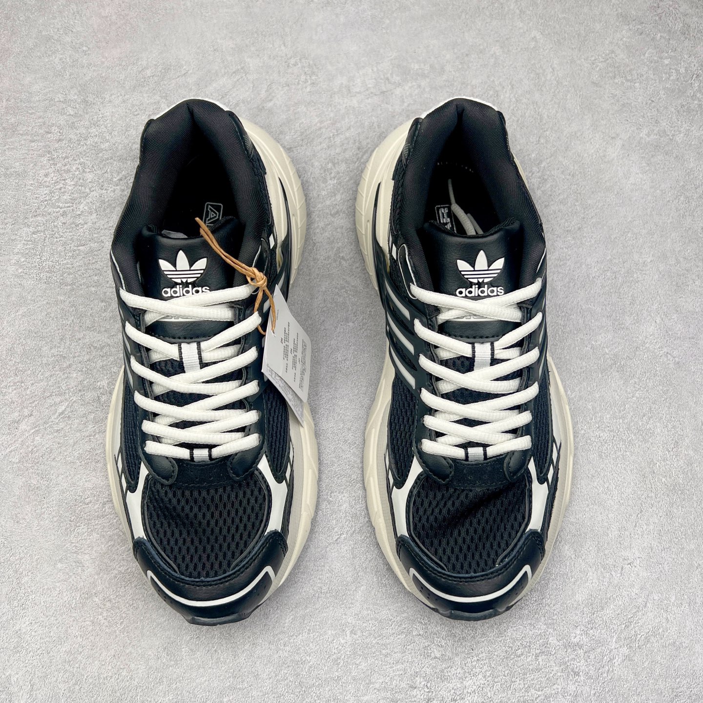 图片[2]-AD Originals ADISTAR XLG 潮流前卫科技休闲运动老爹鞋 IH3881 未来科技主义线条勾勒前卫张力 呈现饱满立体的3D感鞋身 浑厚中底搭载轻薄橡胶外底 皮革鞋面配合织物衬里 舒适脚感时刻在线交叉饰面错落点缀 跨越时代经典 科技潮感进阶 多元层次尽显 激活潮搭灵感 演绎先锋美学 在纪元暮光中开启潮酷新型态 尺码：35.5 36 36.5 37.5 38 38.5 39 40 40.5 41 42 42.5 43 44 44.5 45-选品中心