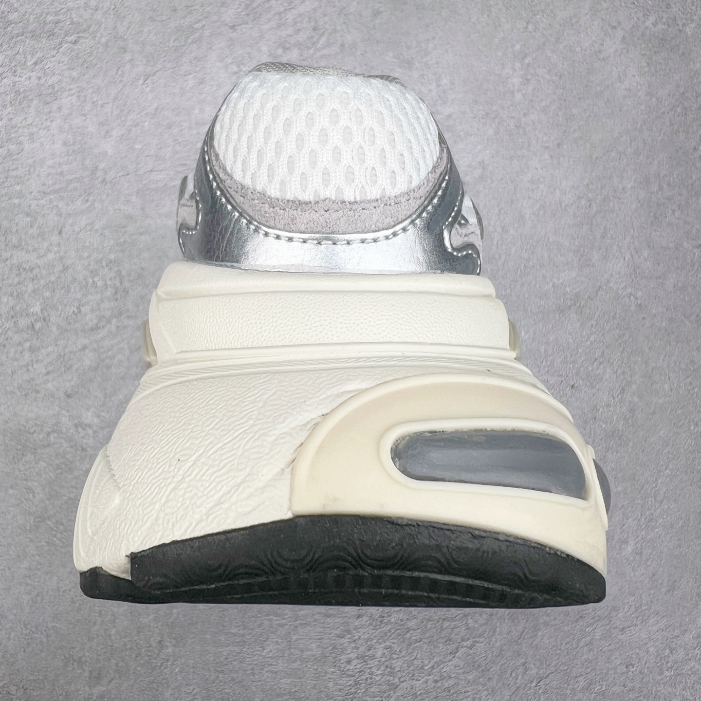 图片[8]-AD Originals ADISTAR XLG 潮流前卫科技休闲运动老爹鞋 IH3882 未来科技主义线条勾勒前卫张力 呈现饱满立体的3D感鞋身 浑厚中底搭载轻薄橡胶外底 皮革鞋面配合织物衬里 舒适脚感时刻在线交叉饰面错落点缀 跨越时代经典 科技潮感进阶 多元层次尽显 激活潮搭灵感 演绎先锋美学 在纪元暮光中开启潮酷新型态 尺码：35.5 36 36.5 37.5 38 38.5 39 40 40.5 41 42 42.5 43 44 44.5 45-选品中心