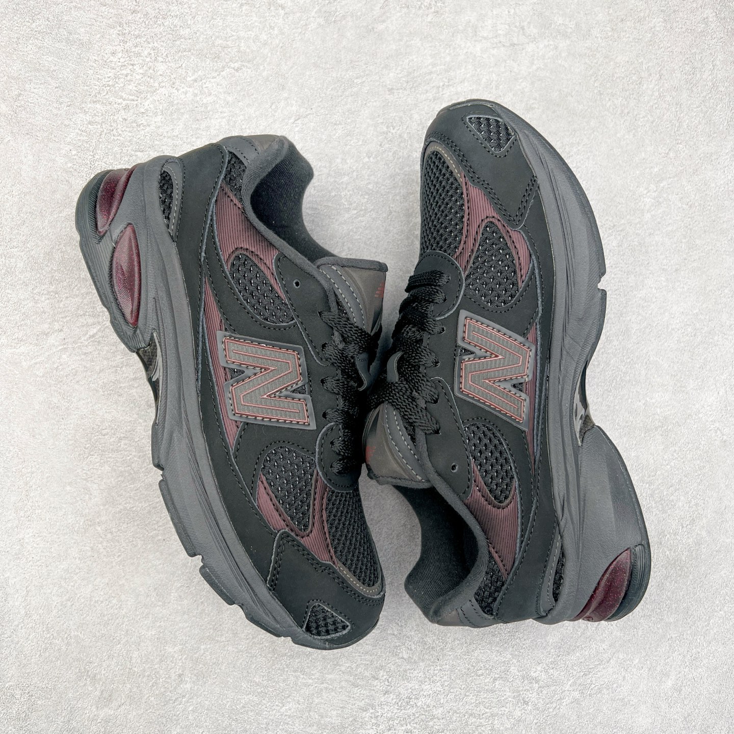 图片[3]-New Balance NB2010系列新百伦经典复古休闲运动板鞋 以ENCAP中底配以升级版 N-ERGY缓震物料 鞋面则采用特色的柔软麂皮搭以NewBalance经典的尼龙网布 低调中还原跑鞋本真 更年轻化的设计理念与材质 让新世代青年得以用全新视角体验经典鞋款的传奇魅力 货号：U2010NB13731 尺码：36 37 37.5 38 38.5 39.5 40 40.5 41.5 42 42.5 43 44-选品中心