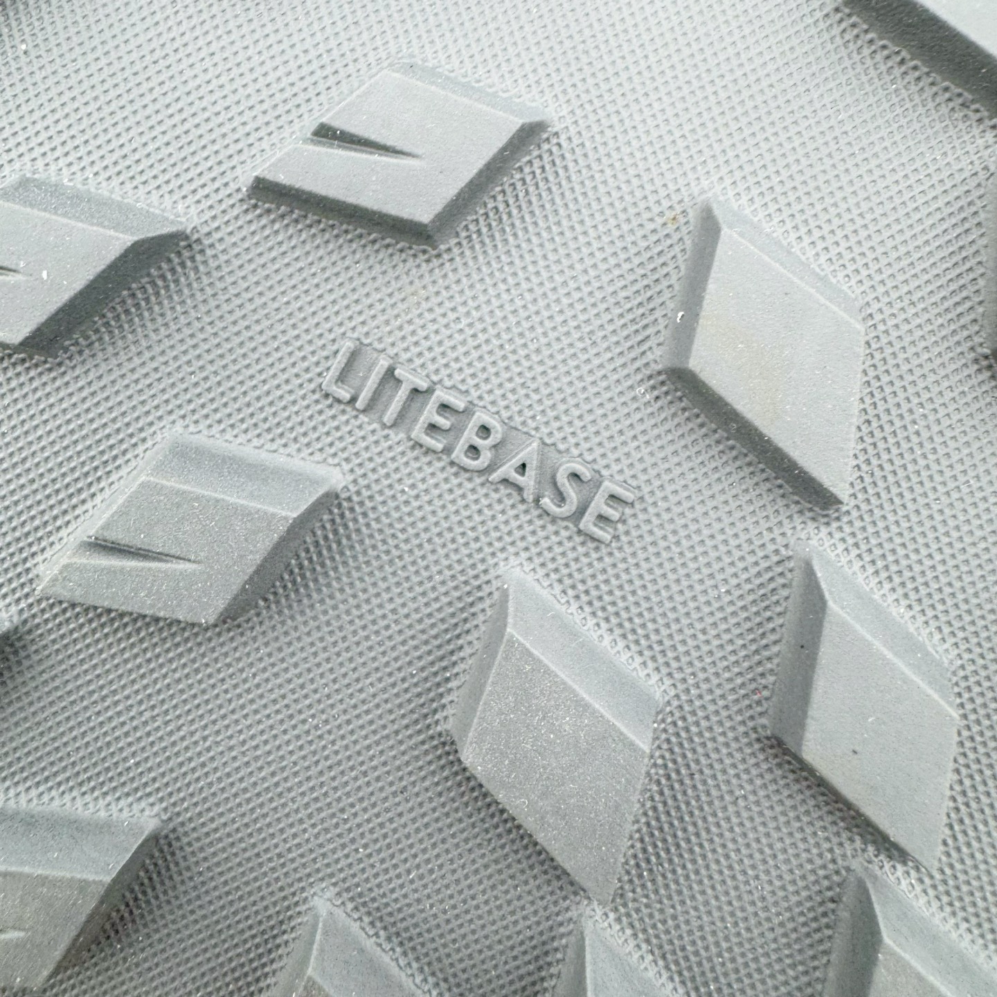 图片[11]-＃TZD特供 Arcteryx Norvan LD 3 Gore-Tex 始祖鸟系列长距离越野登山徒步户外防水多功能运动跑鞋 台州原厂独家原底面配置 全套原厂生产指令加持 原厂特供Vibram外底 防水弹力尼龙布 外层热压TPU鞋面 随意纵横 内外盒标包装纸鞋带配件均同步公司 完美拉帮中底带钢印 仅服务市场百分之五高端客户 公司一样的东西 放心开冲 外贸 零售 裸鞋 渠道货 随意操作 承诺半个月内开胶直接换新 尺码同步官方：39.5 40 40.5 41 42 42.5 43 44 44.5 45-选品中心