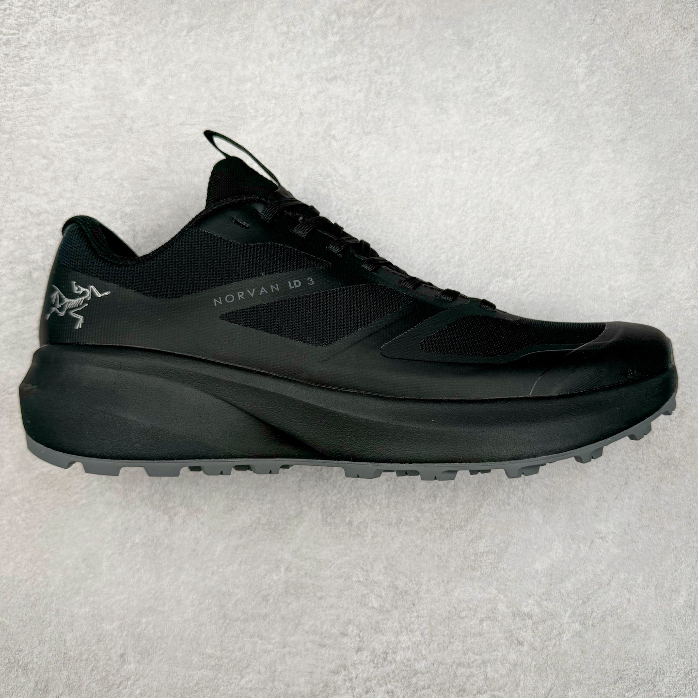 ＃TZD特供 Arcteryx Norvan LD 3 Gore-Tex 始祖鸟系列长距离越野登山徒步户外防水多功能运动跑鞋 台州原厂独家原底面配置 全套原厂生产指令加持 原厂特供Vibram外底 防水弹力尼龙布 外层热压TPU鞋面 随意纵横 内外盒标包装纸鞋带配件均同步公司 完美拉帮中底带钢印 仅服务市场百分之五高端客户 公司一样的东西 放心开冲 外贸 零售 裸鞋 渠道货 随意操作 承诺半个月内开胶直接换新 尺码同步官方：39.5 40 40.5 41 42 42.5 43 44 44.5 45-选品中心