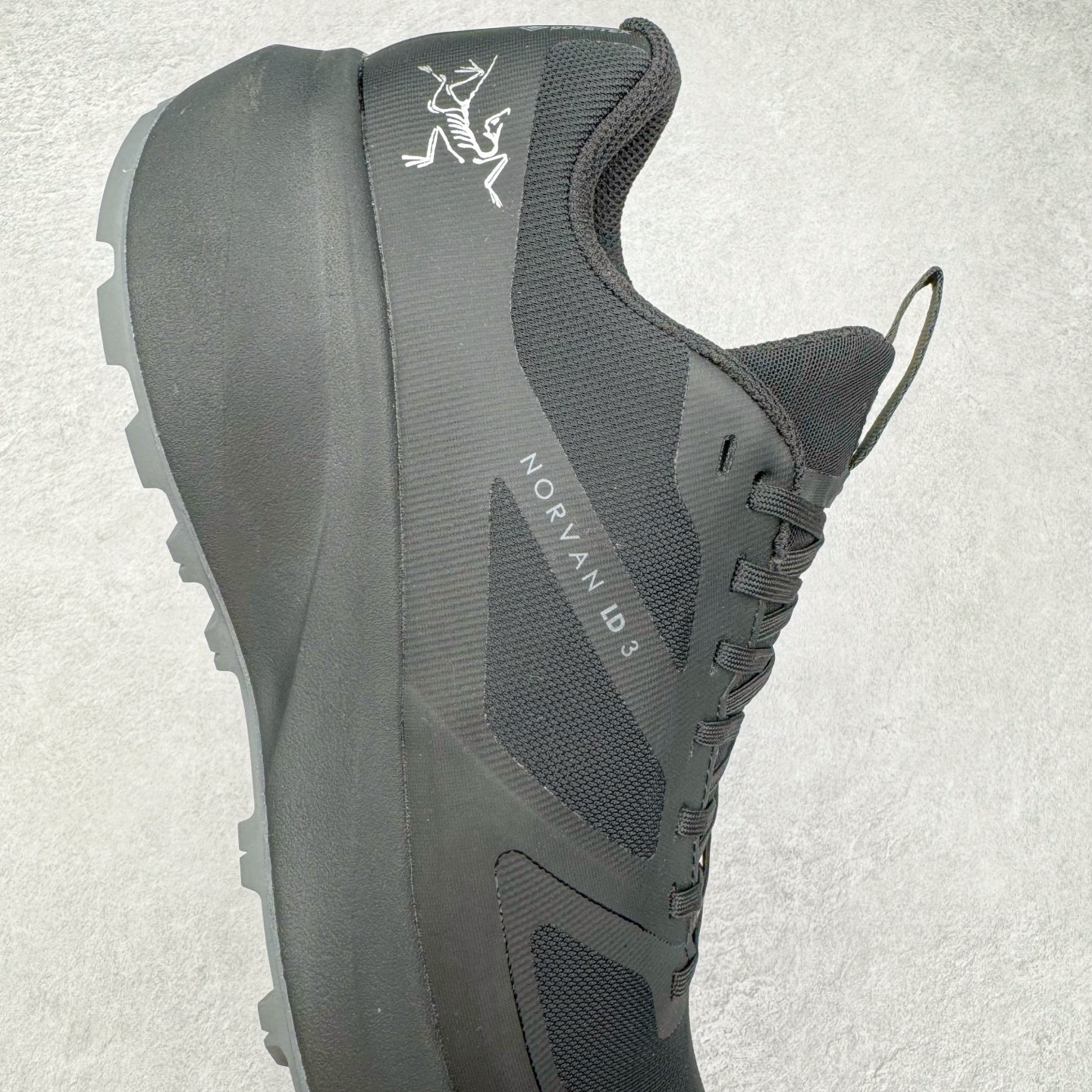 图片[6]-＃TZD特供 Arcteryx Norvan LD 3 Gore-Tex 始祖鸟系列长距离越野登山徒步户外防水多功能运动跑鞋 台州原厂独家原底面配置 全套原厂生产指令加持 原厂特供Vibram外底 防水弹力尼龙布 外层热压TPU鞋面 随意纵横 内外盒标包装纸鞋带配件均同步公司 完美拉帮中底带钢印 仅服务市场百分之五高端客户 公司一样的东西 放心开冲 外贸 零售 裸鞋 渠道货 随意操作 承诺半个月内开胶直接换新 尺码同步官方：39.5 40 40.5 41 42 42.5 43 44 44.5 45-选品中心