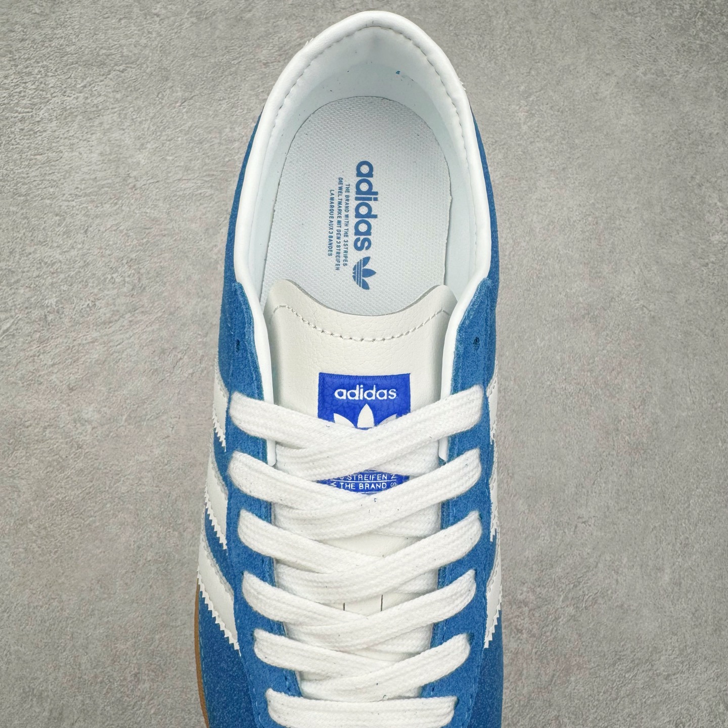 图片[5]-AD Originals Tokyo 东京限定系列复古百搭薄底德训风低帮休闲运动T头鞋 JI0179 ORIGINALS 挖掘复古运动基因，文 将经典与现代完美融合，推出薄底鞋系列，引起潮流趋势。此次COSTS带来的是ADIDAS ORIGINALS TOKYO系列黑白两款百搭配色，鞋款鞋面舒适贴合脚面， 同时采用柔软材质，穿着轻便舒适；中底缓震性能，鞋底有一定弹性，日常穿搭舒适且防滑。尺码：35⅔ 36 36⅔ 37⅓ 38 38⅔ 39⅓ 40 40⅔ 41⅓ 42 42⅔ 43⅓ 44 45-选品中心