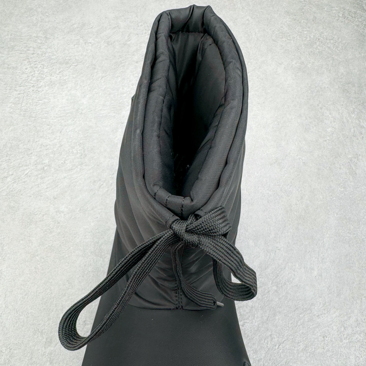 图片[5]-＃GD广顶 Balenciaga FW24 SKIWEAR 巴黎世家圆头套穿雪地靴德比靴鞋 原版购入开发 做货 极致做旧 巴黎世家做旧的款式百分之90都是好看的 这双靴子也不例外 破旧风格 双层材质 外层粗帆布做了磨损和褪色处理 内层做了透气网状里布 比较惊艳的是鞋底和鞋侧橡胶 原版定制进口做旧帆布 原版进口透气网里 原版开模橡胶大底 增高底厚5CM超显大长腿NCC 尺码： 39 40 41 42 43 44 45-选品中心