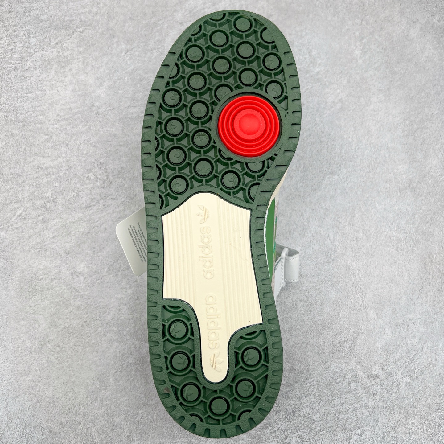 图片[9]-＃特价福利 AD Forum 84 Low OG 低帮百搭潮流休闲运动板鞋 以复古篮球鞋的外形为基础 采用皮革拼接 简约百搭 更加贴合舒适 中底内侧网格造型起到点睛之笔 外底橡胶 更显复古 尺码：36 36.5 37.5 38 38.5 39 40 40.5 41 42 42.5 43 44 44.5 45-选品中心