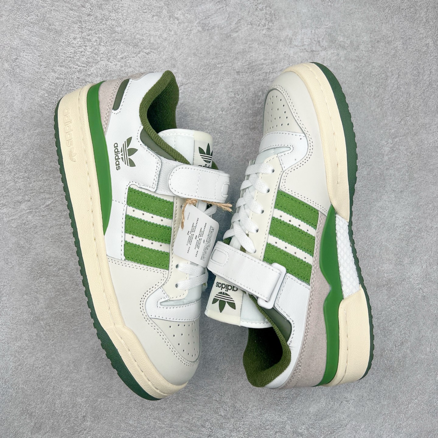 图片[3]-＃特价福利 AD Forum 84 Low OG 低帮百搭潮流休闲运动板鞋 以复古篮球鞋的外形为基础 采用皮革拼接 简约百搭 更加贴合舒适 中底内侧网格造型起到点睛之笔 外底橡胶 更显复古 尺码：36 36.5 37.5 38 38.5 39 40 40.5 41 42 42.5 43 44 44.5 45-选品中心