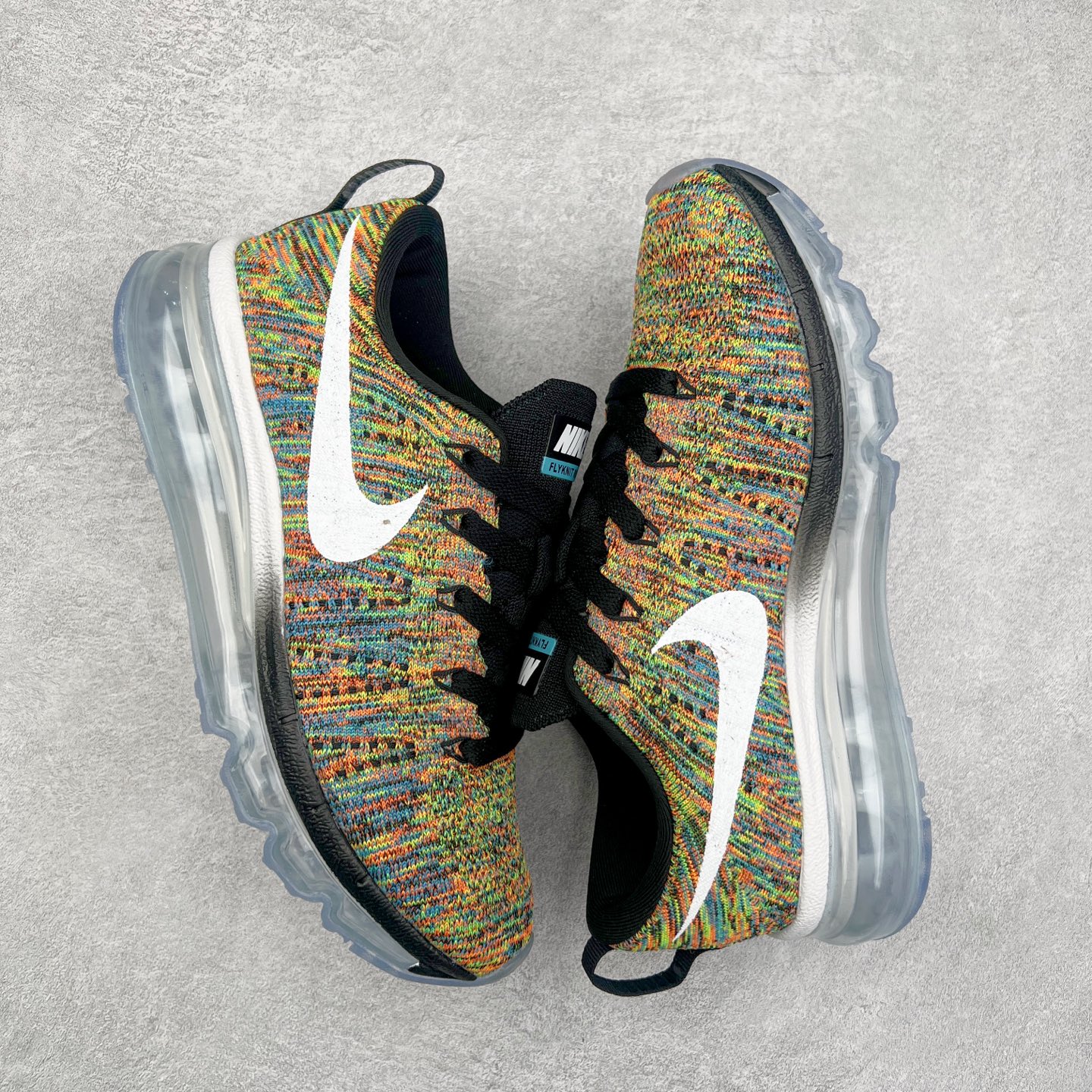 图片[3]-＃纯原 NK Air Max Flyknit 2014 舒适百搭减震耐磨低帮休闲跑步鞋 620469-004 使用备受欢迎的创新FLYKNIT鞋面 一体成形无缝设计将良好的透气性、柔韧性及支撑性完美结合于一身 结合飞线（FLYWIRE）科技 大幅减轻鞋身重量同时 更能根据步态实时调整鞋面的贴合度 如第二层皮肤般轻盈包裹双脚 高性能的缓震性能可将外部冲击力减至最低 让热爱驰骋的你得到可靠的保护 抓地力半透明橡胶外底结合升级版华夫格外底纹路 保证高磨区的耐久性同时更能带给双脚持久稳定的抓地力 无论是路跑或赛道跑 都能为你造就强大功能支持 实拍调校N版已经零色差零失真 百分百还原实物色彩所见即所得 不存在货不对板色差等低级问题 选购参考实物拍摄 不混卖不参货 只用心做好货严格选品 承诺混一赔十 尺码：35.5 36 36.5 37.5 38 38.5 39 40 40.5 41 42 42.5 43 44 44.5 45 46 46.5-选品中心
