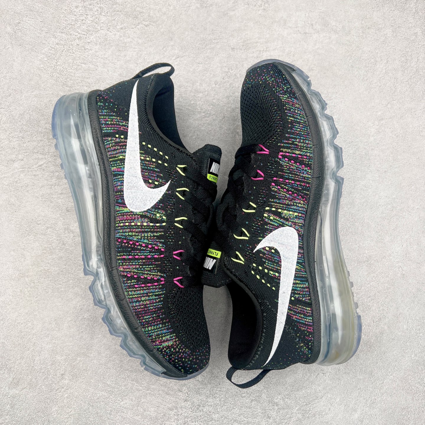 图片[3]-＃纯原 NK Air Max Flyknit 2014 舒适百搭减震耐磨低帮休闲跑步鞋 620469-015 使用备受欢迎的创新FLYKNIT鞋面 一体成形无缝设计将良好的透气性、柔韧性及支撑性完美结合于一身 结合飞线（FLYWIRE）科技 大幅减轻鞋身重量同时 更能根据步态实时调整鞋面的贴合度 如第二层皮肤般轻盈包裹双脚 高性能的缓震性能可将外部冲击力减至最低 让热爱驰骋的你得到可靠的保护 抓地力半透明橡胶外底结合升级版华夫格外底纹路 保证高磨区的耐久性同时更能带给双脚持久稳定的抓地力 无论是路跑或赛道跑 都能为你造就强大功能支持 实拍调校N版已经零色差零失真 百分百还原实物色彩所见即所得 不存在货不对板色差等低级问题 选购参考实物拍摄 不混卖不参货 只用心做好货严格选品 承诺混一赔十 尺码：35.5 36 36.5 37.5 38 38.5 39 40 40.5 41 42 42.5 43 44 44.5 45 46 46.5-选品中心