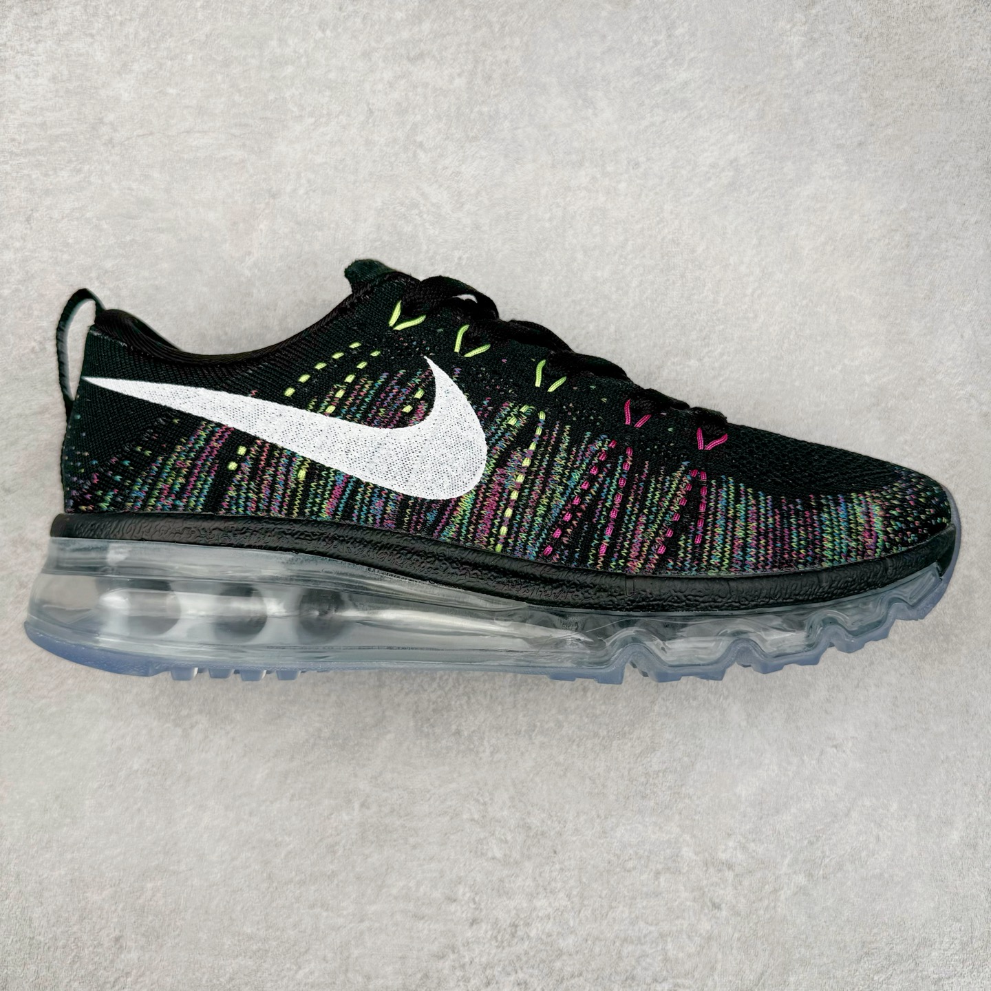 ＃纯原 NK Air Max Flyknit 2014 舒适百搭减震耐磨低帮休闲跑步鞋 620469-015 使用备受欢迎的创新FLYKNIT鞋面 一体成形无缝设计将良好的透气性、柔韧性及支撑性完美结合于一身 结合飞线（FLYWIRE）科技 大幅减轻鞋身重量同时 更能根据步态实时调整鞋面的贴合度 如第二层皮肤般轻盈包裹双脚 高性能的缓震性能可将外部冲击力减至最低 让热爱驰骋的你得到可靠的保护 抓地力半透明橡胶外底结合升级版华夫格外底纹路 保证高磨区的耐久性同时更能带给双脚持久稳定的抓地力 无论是路跑或赛道跑 都能为你造就强大功能支持 实拍调校N版已经零色差零失真 百分百还原实物色彩所见即所得 不存在货不对板色差等低级问题 选购参考实物拍摄 不混卖不参货 只用心做好货严格选品 承诺混一赔十 尺码：35.5 36 36.5 37.5 38 38.5 39 40 40.5 41 42 42.5 43 44 44.5 45 46 46.5-选品中心