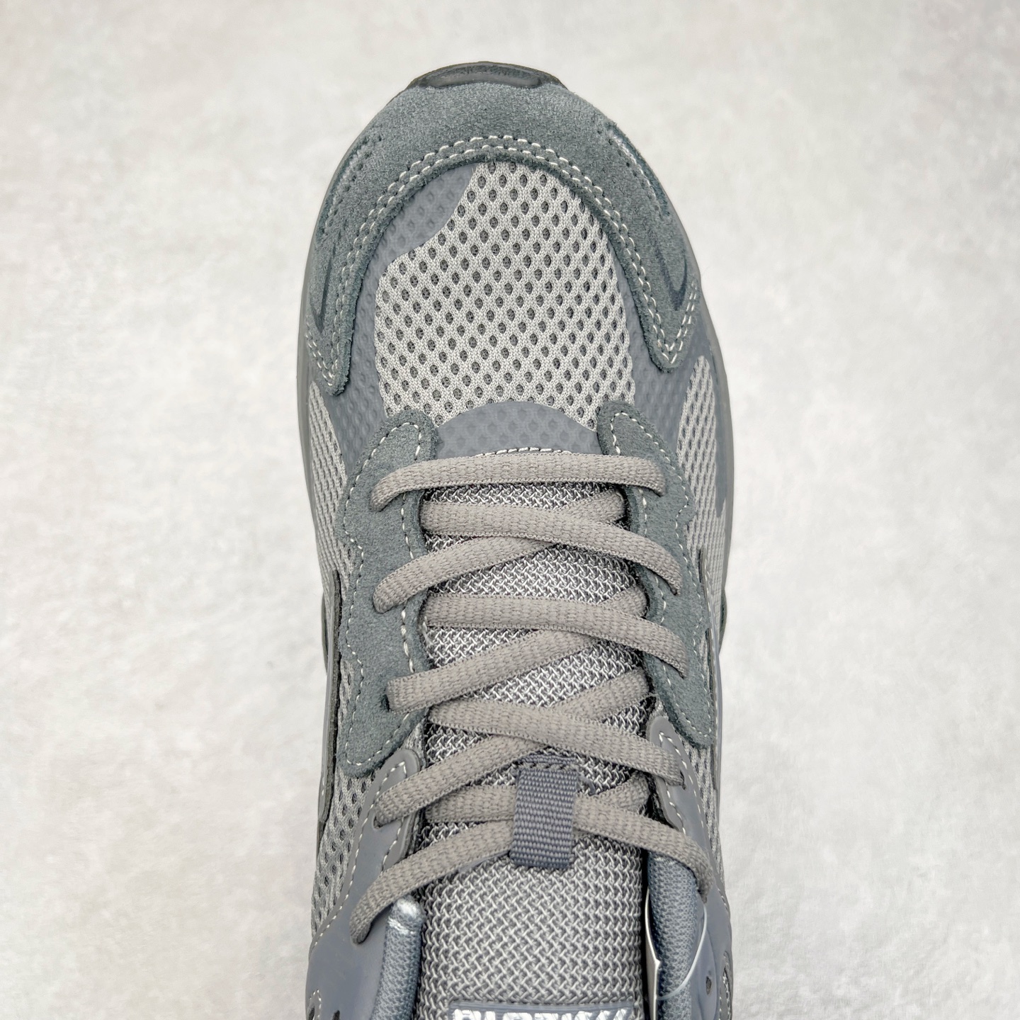 图片[4]-Mizuno Speed 2K 美津浓复古厚底织物合成革防滑耐磨透气低帮休闲跑步鞋 美津浓（Mizuno）是日本美津浓株式会社于1906年创立的运动品牌，经过一个多世纪的不断努力现已成为世界著名的运动器具、服装和鞋类生产商。美津浓力求服务于各类运动项目，并竭力使运动生活更加愉快和振奋。产品种类齐全，覆盖几乎全部主要运动项目，达到30万多个品类。尺码：36 36.5 37.5 38 38.5 39 40 40.5 41 42 42.5 43 44 44.5 45-选品中心