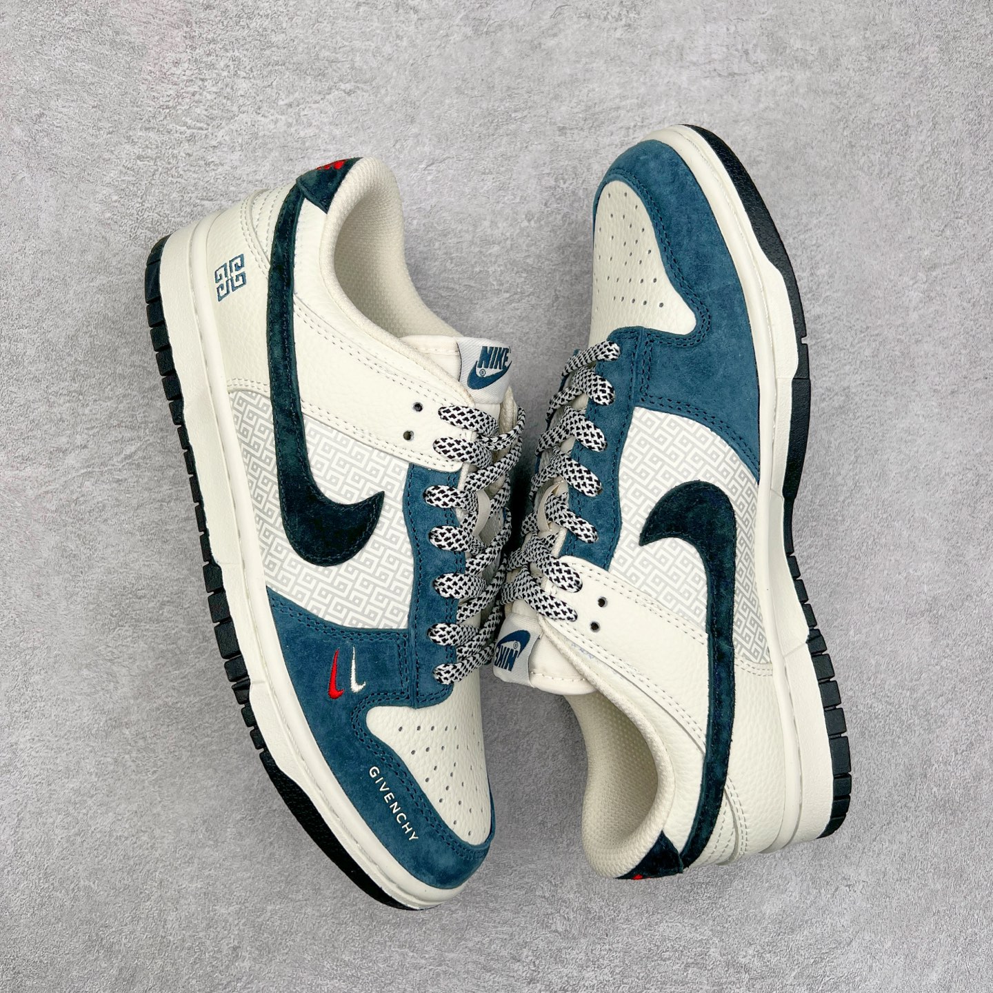 图片[3]-NK Dunk Low 定制配色 DJ2024-123 大厂出品 极力推荐 原装头层材料 独家版型蒸餾加工帶來的是更好的视觉和脚感体验大厂纯原品质出货 清洁度 电绣工艺 皮料切割干净无任何毛边 细节完美 尺码：36 36.5 37.5 38 38.5 39 40 40.5 41 42 42.5 43 44 44.5 45-选品中心