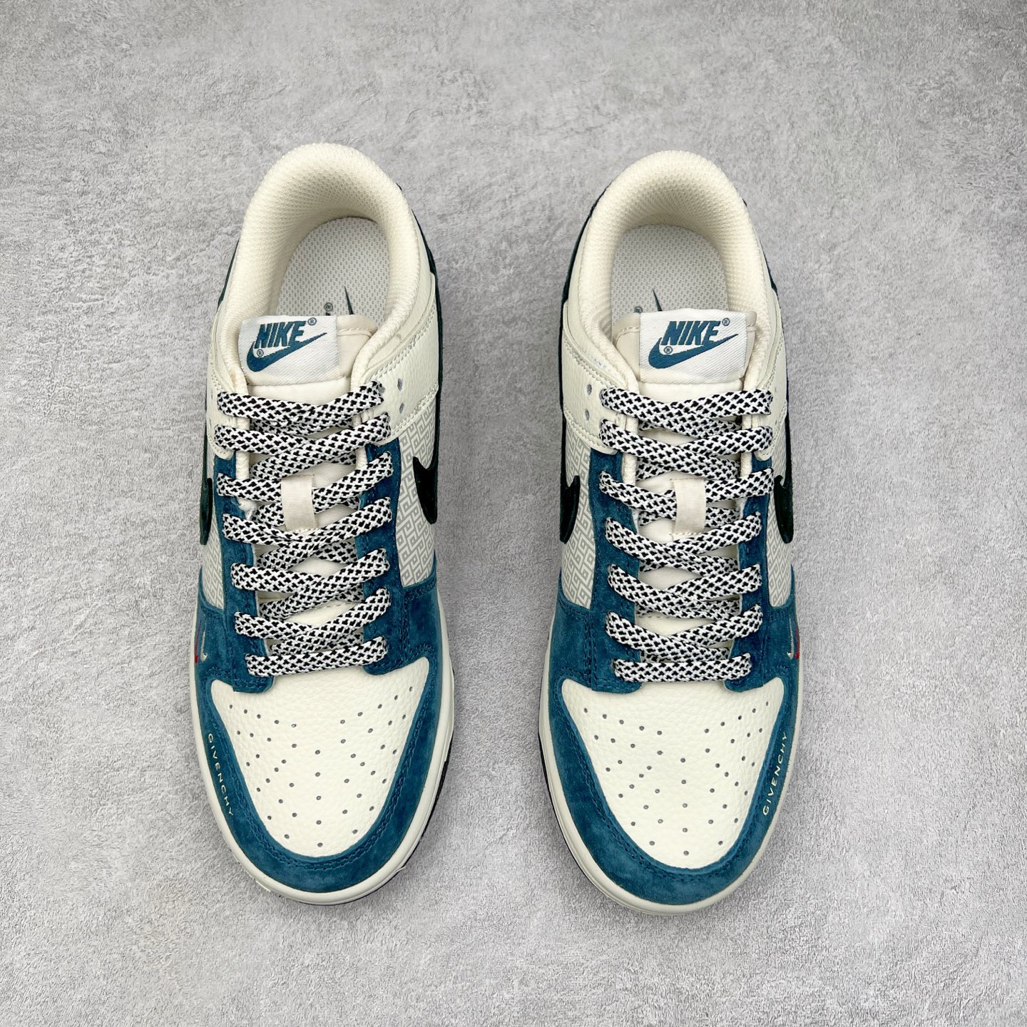 图片[2]-NK Dunk Low 定制配色 DJ2024-123 大厂出品 极力推荐 原装头层材料 独家版型蒸餾加工帶來的是更好的视觉和脚感体验大厂纯原品质出货 清洁度 电绣工艺 皮料切割干净无任何毛边 细节完美 尺码：36 36.5 37.5 38 38.5 39 40 40.5 41 42 42.5 43 44 44.5 45-选品中心