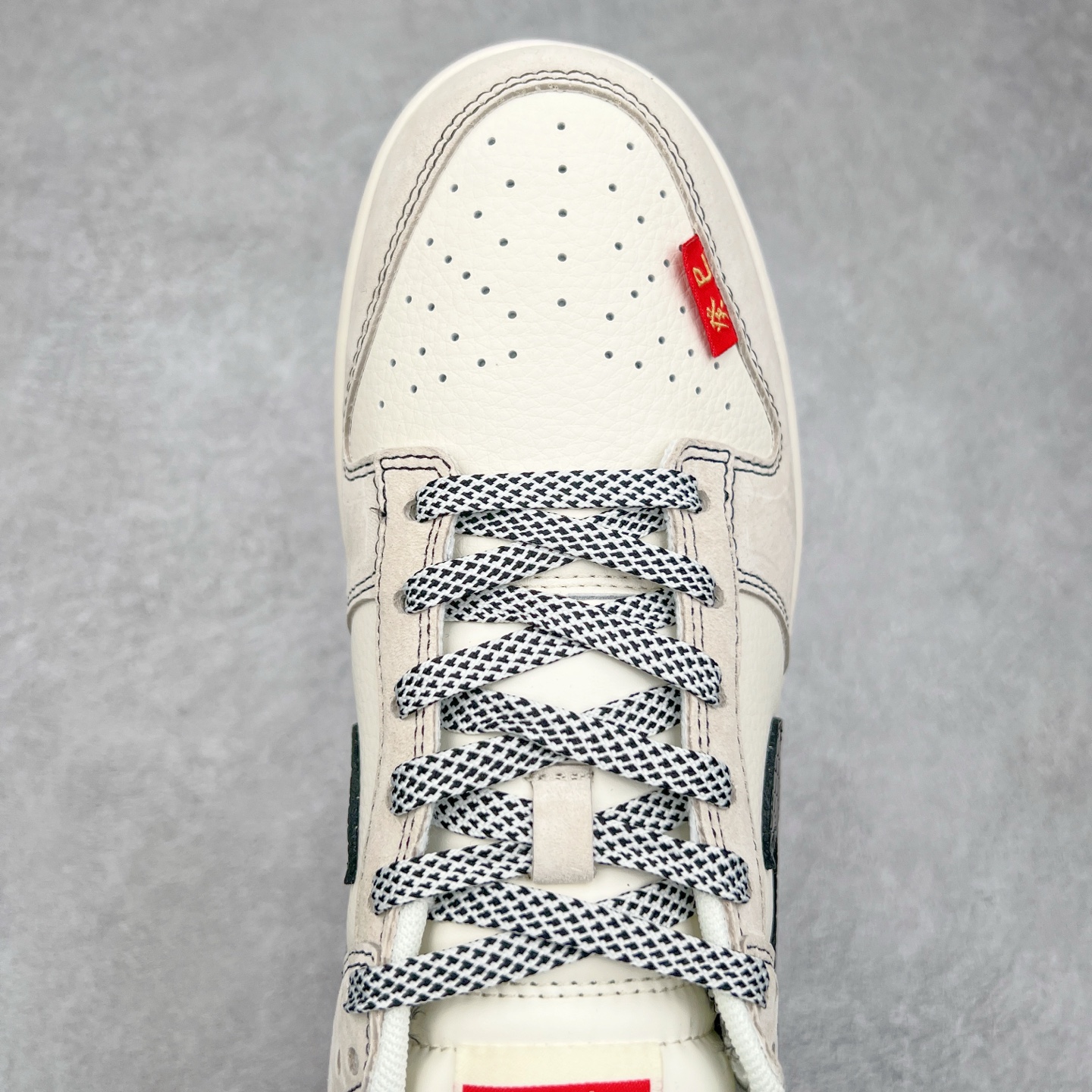 图片[4]-NK Dunk Low 定制配色 HH7518-030 大厂出品 极力推荐 原装头层材料 独家版型蒸餾加工帶來的是更好的视觉和脚感体验大厂纯原品质出货 清洁度 电绣工艺 皮料切割干净无任何毛边 细节完美 尺码：36 36.5 37.5 38 38.5 39 40 40.5 41 42 42.5 43 44 44.5 45-选品中心