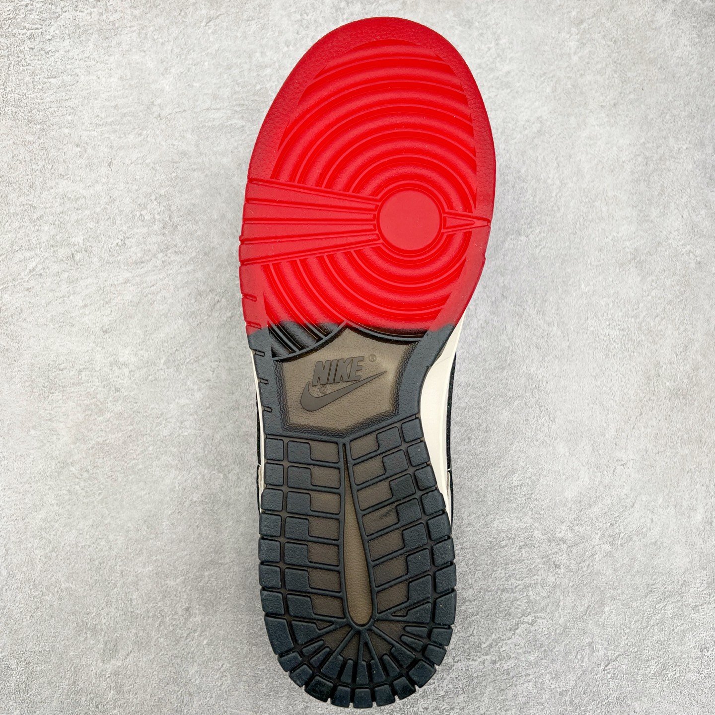 图片[9]-NK Dunk Low 定制配色 HH7518-030 大厂出品 极力推荐 原装头层材料 独家版型蒸餾加工帶來的是更好的视觉和脚感体验大厂纯原品质出货 清洁度 电绣工艺 皮料切割干净无任何毛边 细节完美 尺码：36 36.5 37.5 38 38.5 39 40 40.5 41 42 42.5 43 44 44.5 45-选品中心