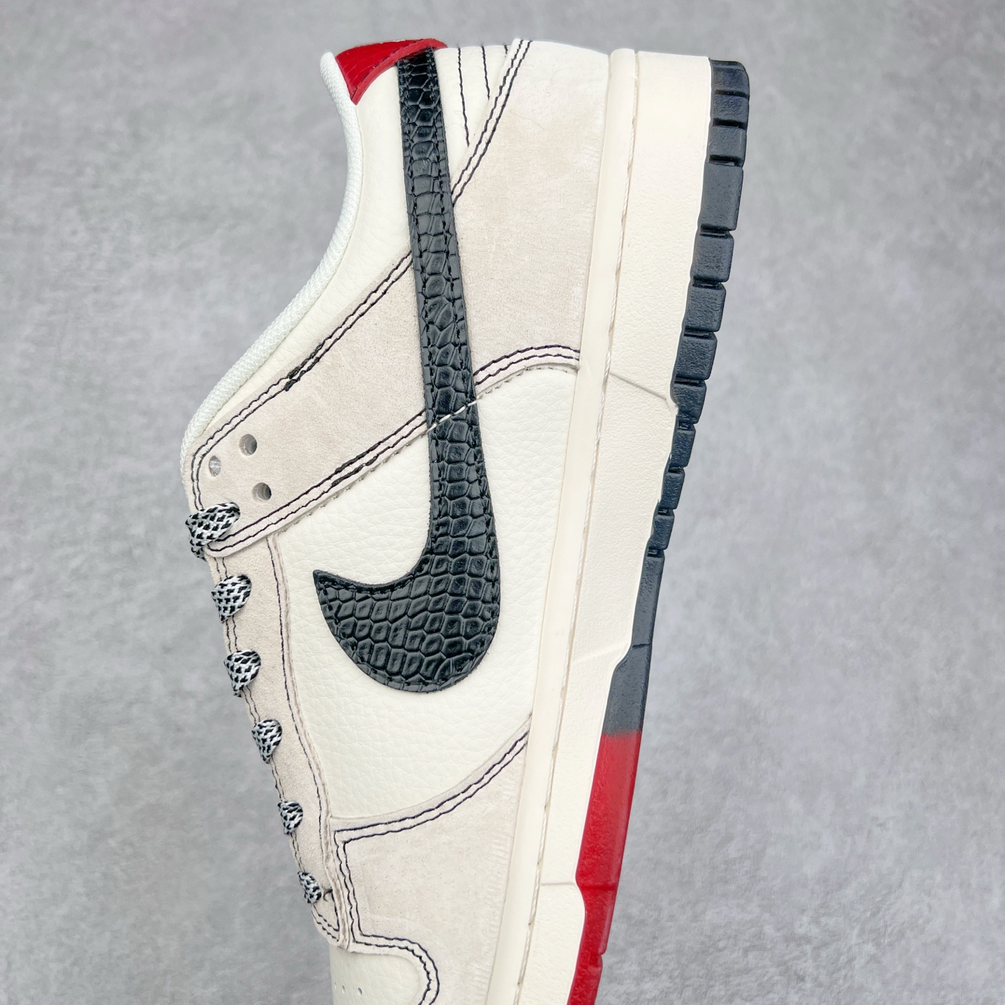 图片[7]-NK Dunk Low 定制配色 HH7518-030 大厂出品 极力推荐 原装头层材料 独家版型蒸餾加工帶來的是更好的视觉和脚感体验大厂纯原品质出货 清洁度 电绣工艺 皮料切割干净无任何毛边 细节完美 尺码：36 36.5 37.5 38 38.5 39 40 40.5 41 42 42.5 43 44 44.5 45-选品中心